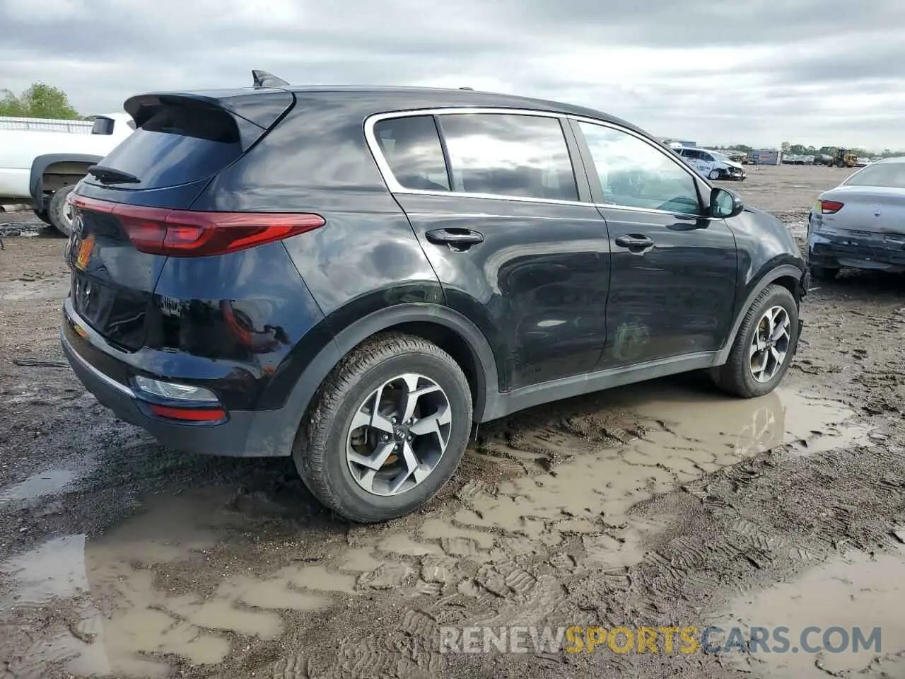 3 Photograph of a damaged car KNDPM3AC1N7977899 KIA SPORTAGE 2022