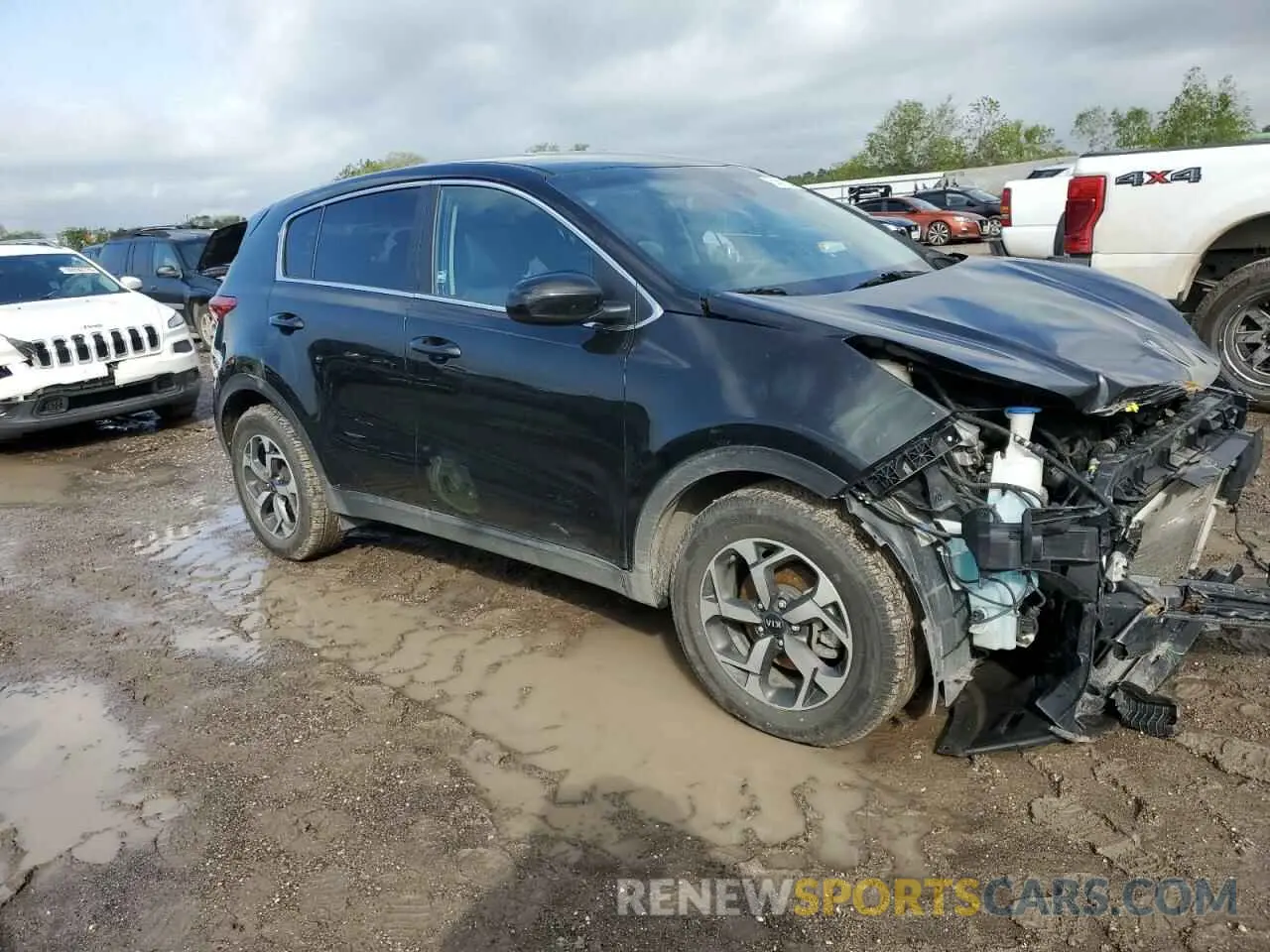 4 Photograph of a damaged car KNDPM3AC1N7977899 KIA SPORTAGE 2022