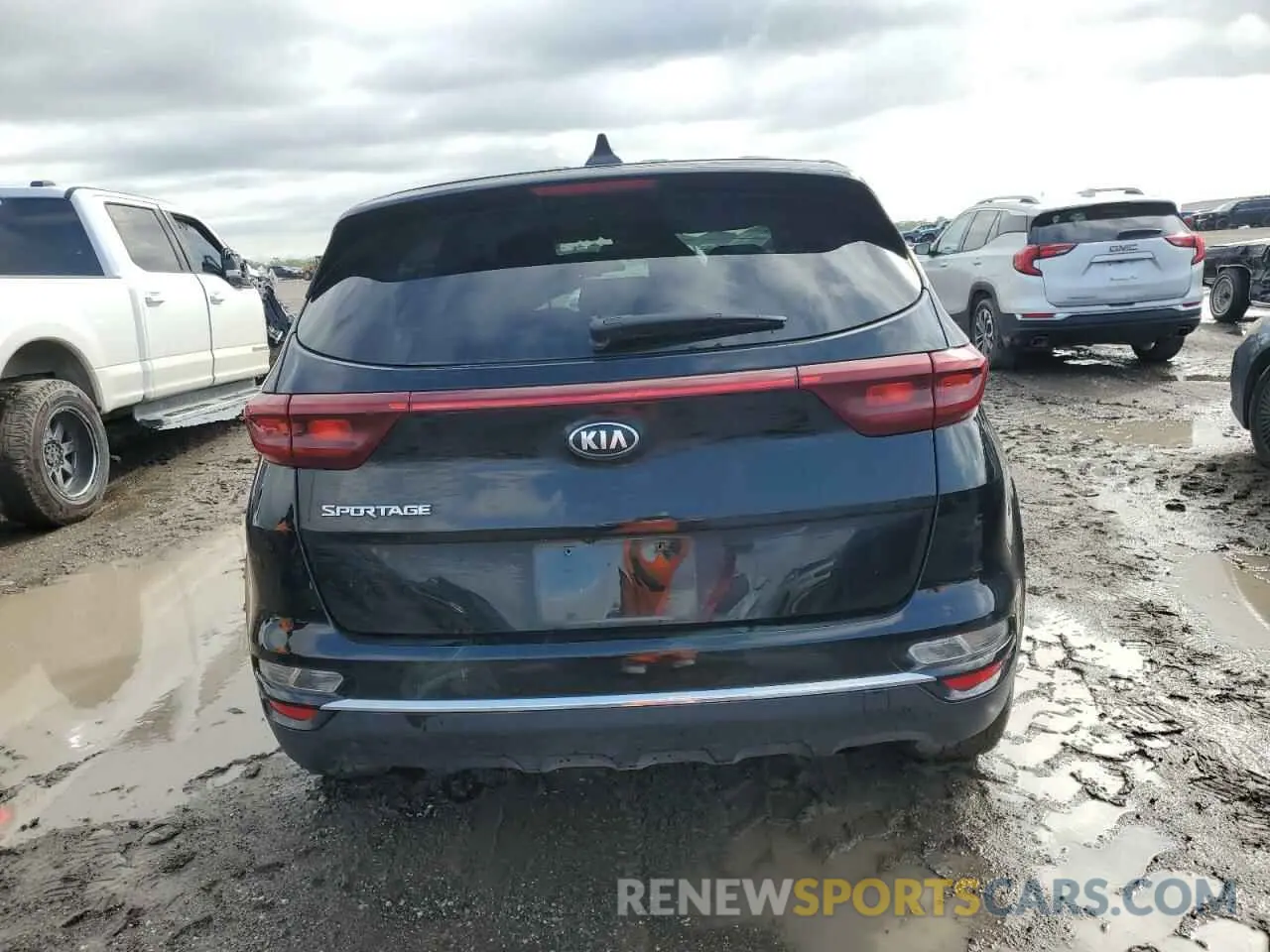 6 Photograph of a damaged car KNDPM3AC1N7977899 KIA SPORTAGE 2022