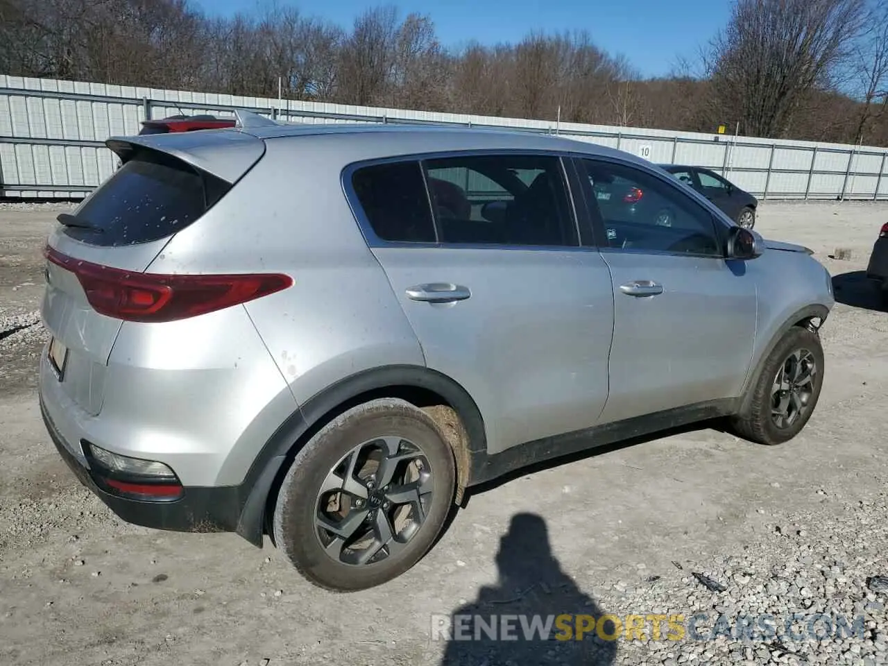3 Photograph of a damaged car KNDPM3AC1N7983900 KIA SPORTAGE 2022