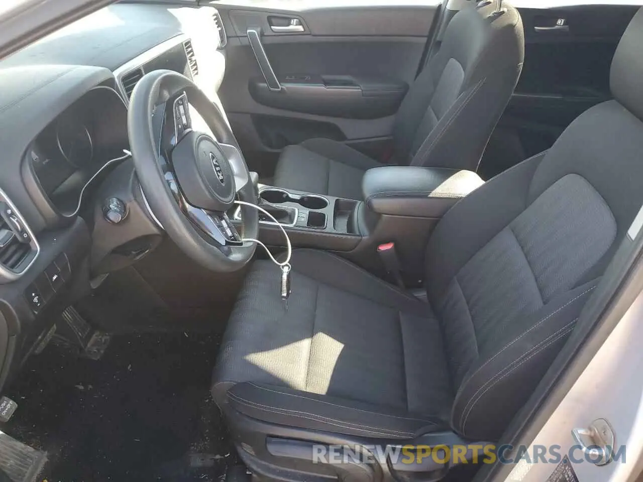 7 Photograph of a damaged car KNDPM3AC1N7983900 KIA SPORTAGE 2022