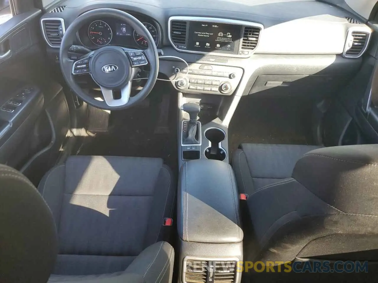 8 Photograph of a damaged car KNDPM3AC1N7983900 KIA SPORTAGE 2022