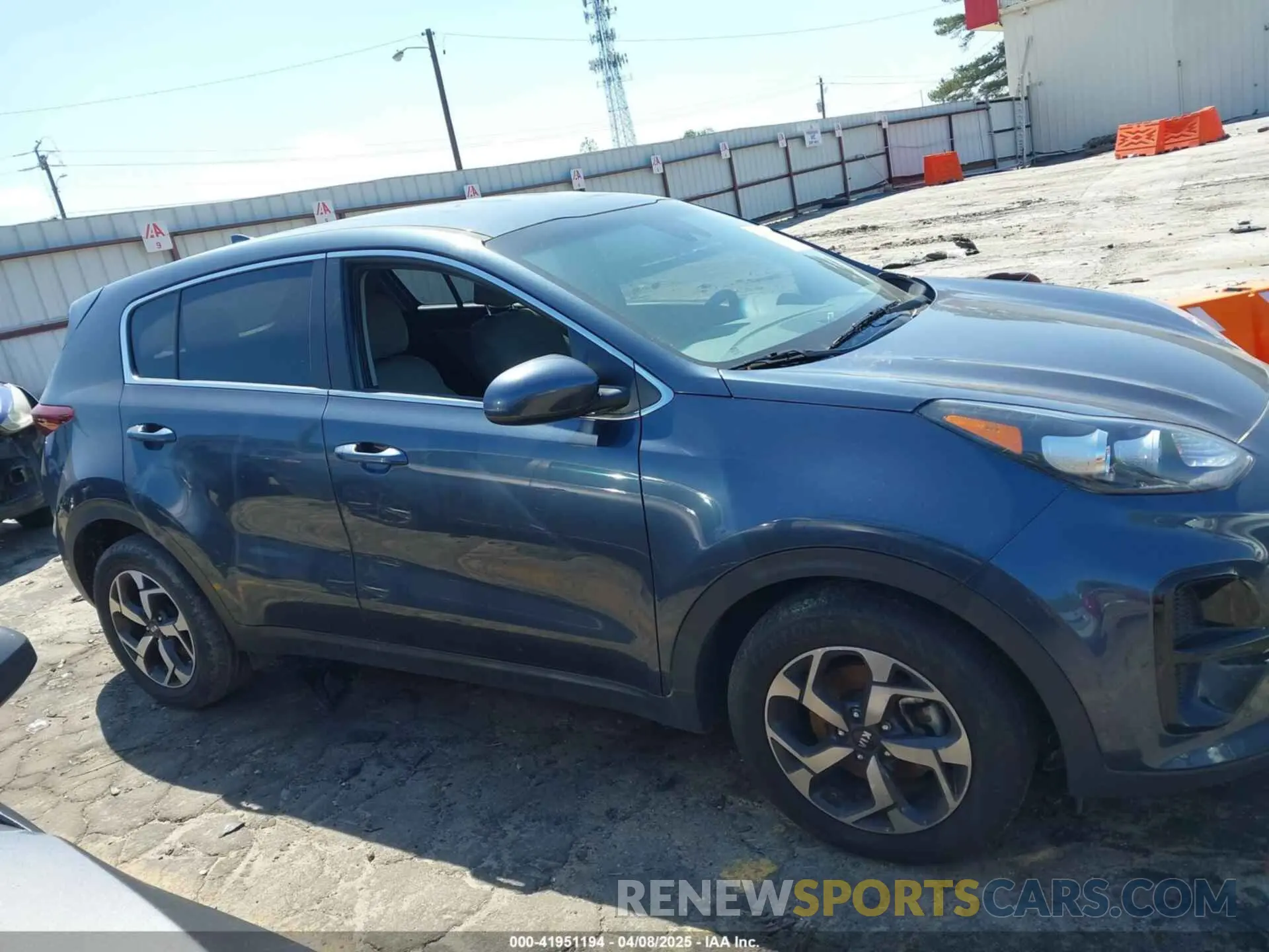 12 Photograph of a damaged car KNDPM3AC1N7995044 KIA SPORTAGE 2022