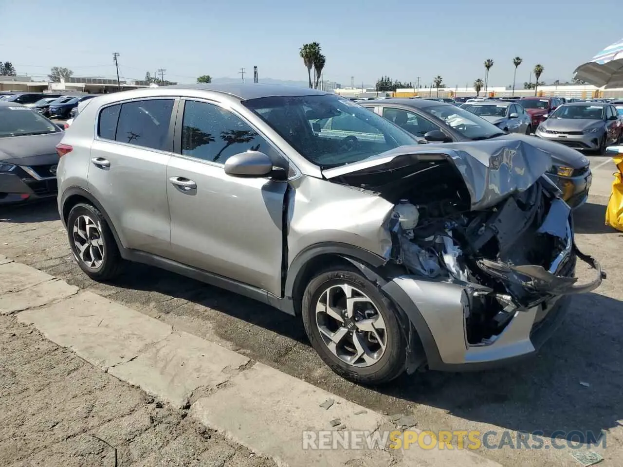 4 Photograph of a damaged car KNDPM3AC2N7000450 KIA SPORTAGE 2022