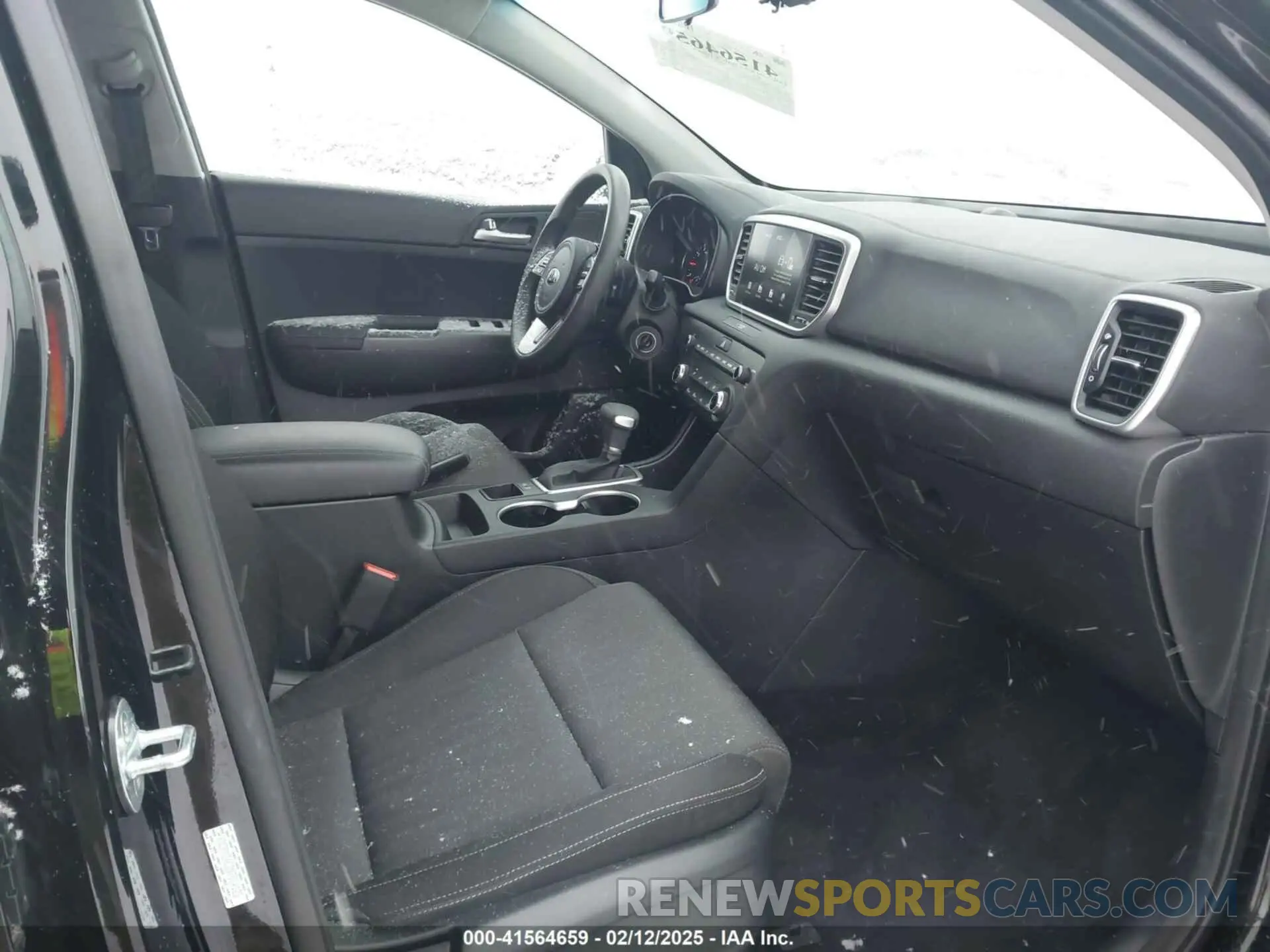 5 Photograph of a damaged car KNDPM3AC2N7014123 KIA SPORTAGE 2022