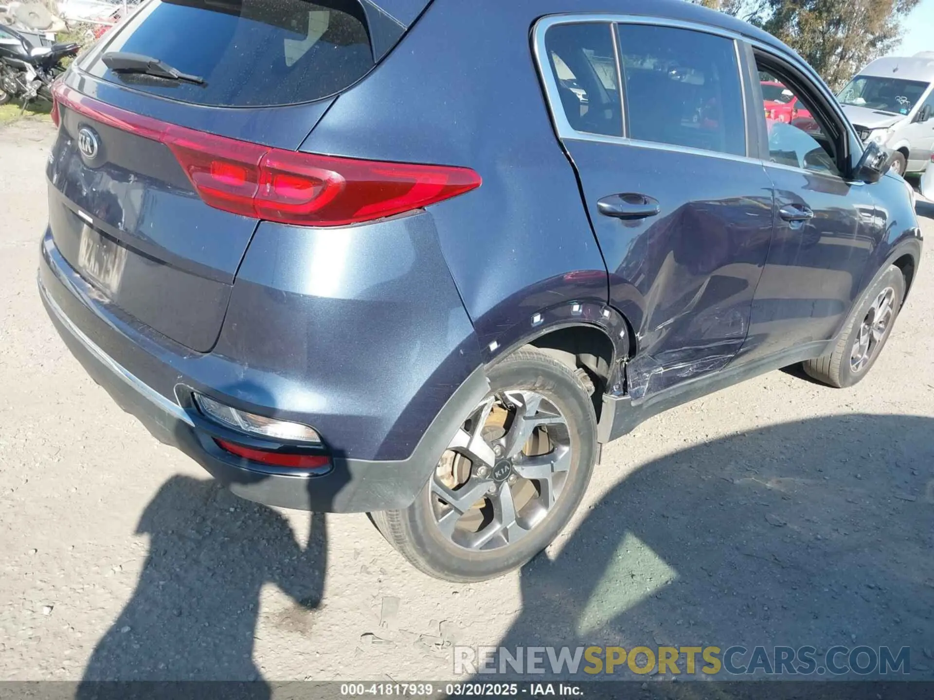6 Photograph of a damaged car KNDPM3AC2N7015921 KIA SPORTAGE 2022