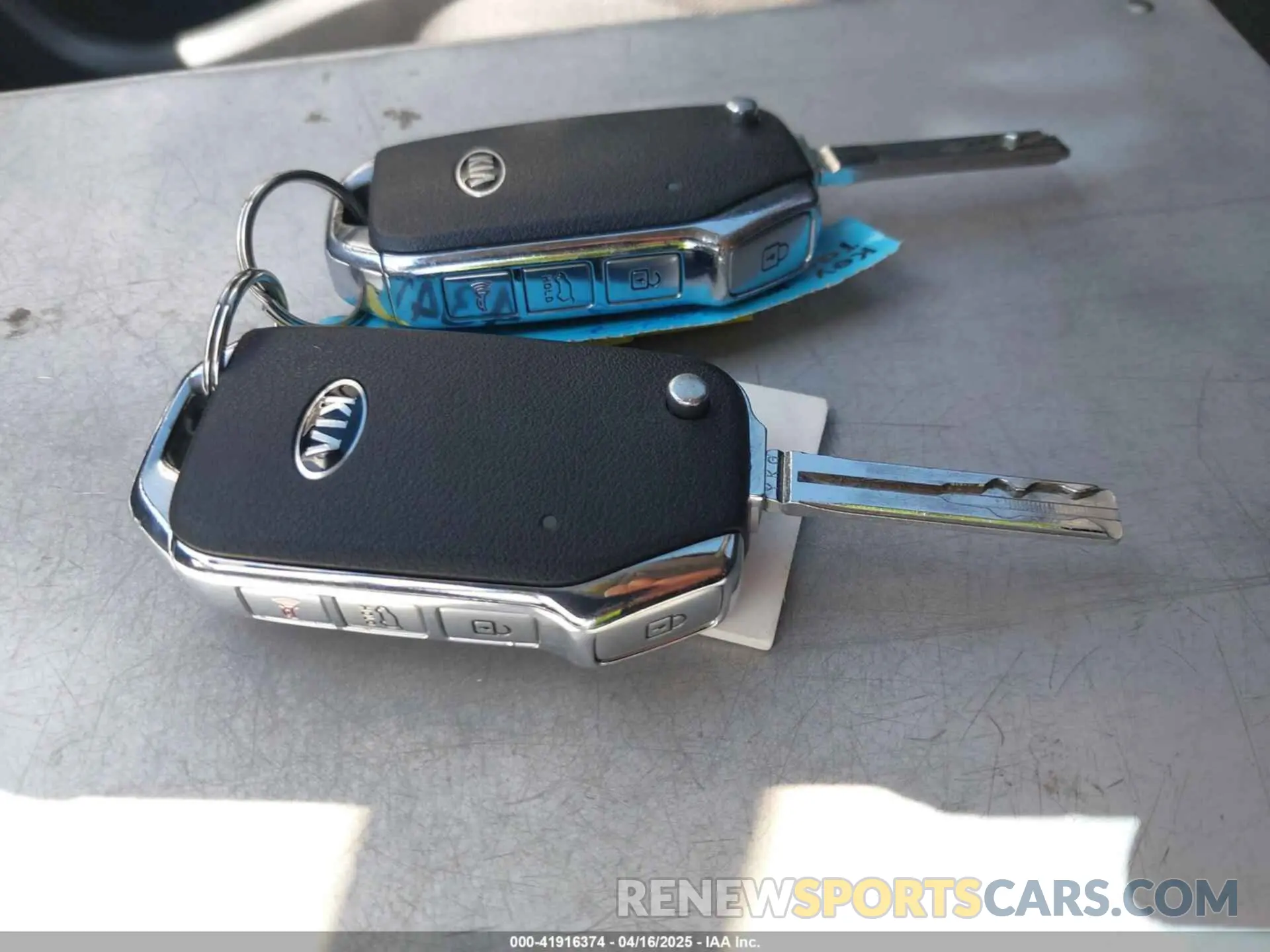 11 Photograph of a damaged car KNDPM3AC2N7983081 KIA SPORTAGE 2022