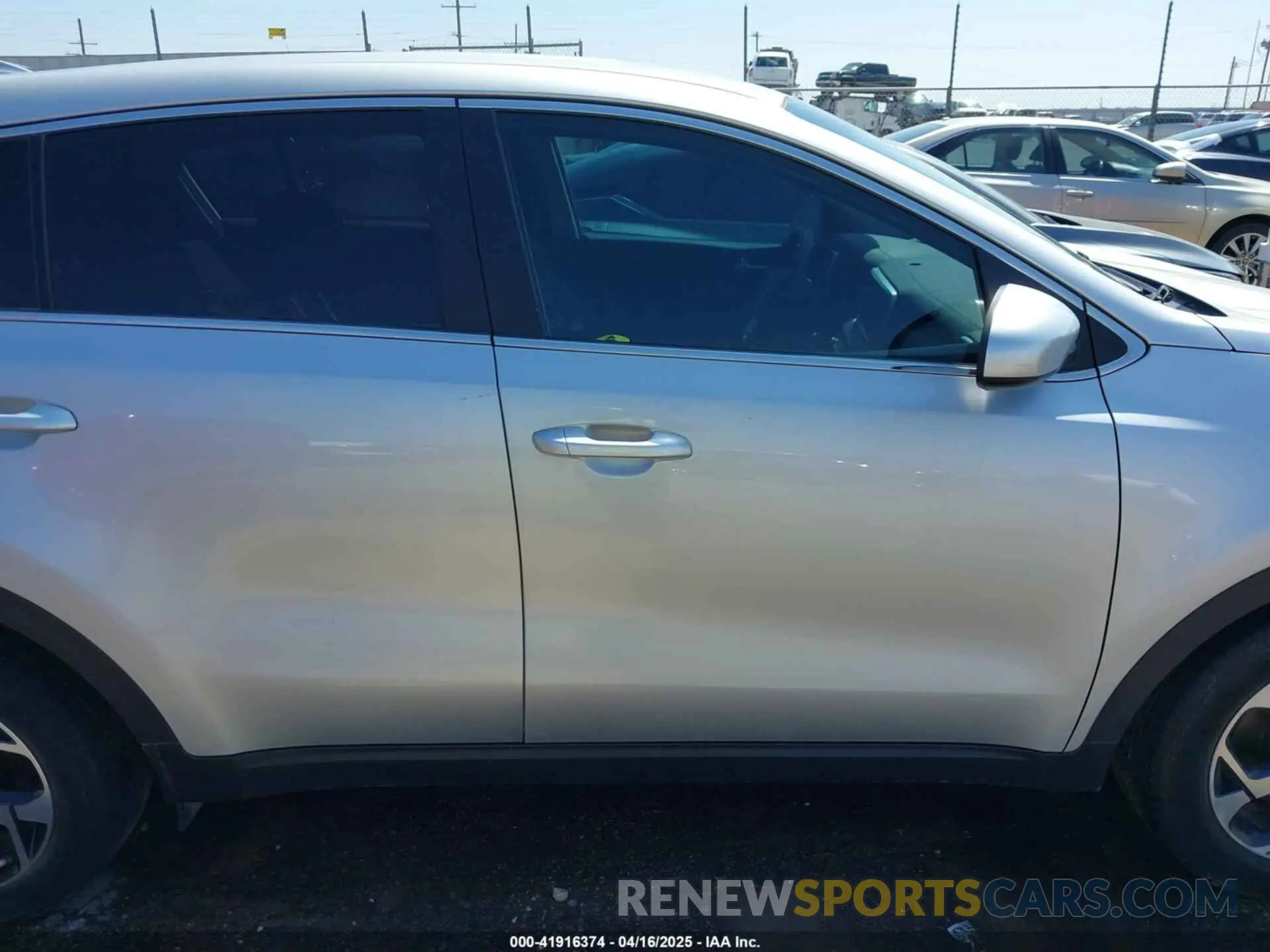 13 Photograph of a damaged car KNDPM3AC2N7983081 KIA SPORTAGE 2022