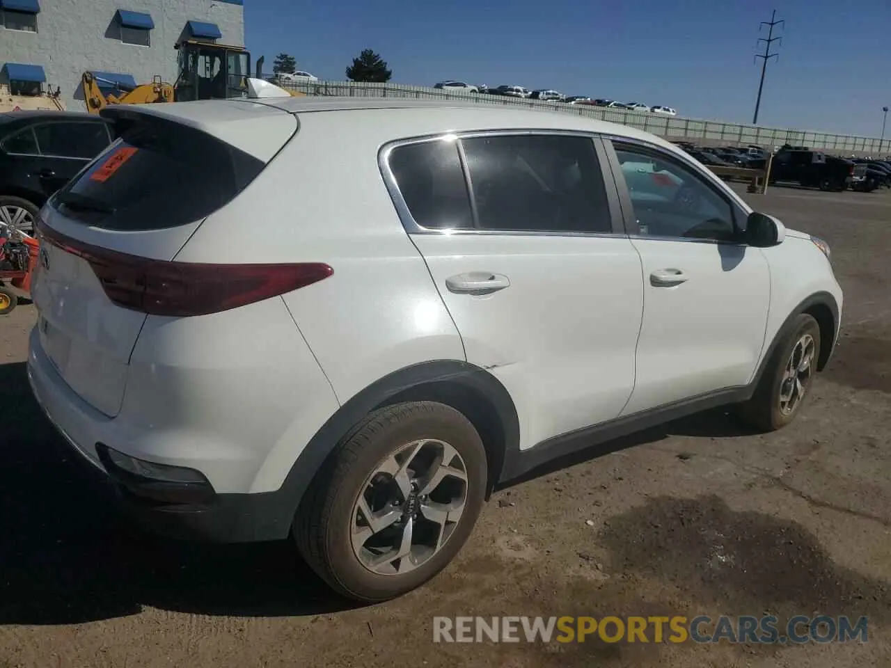 3 Photograph of a damaged car KNDPM3AC3N7017175 KIA SPORTAGE 2022
