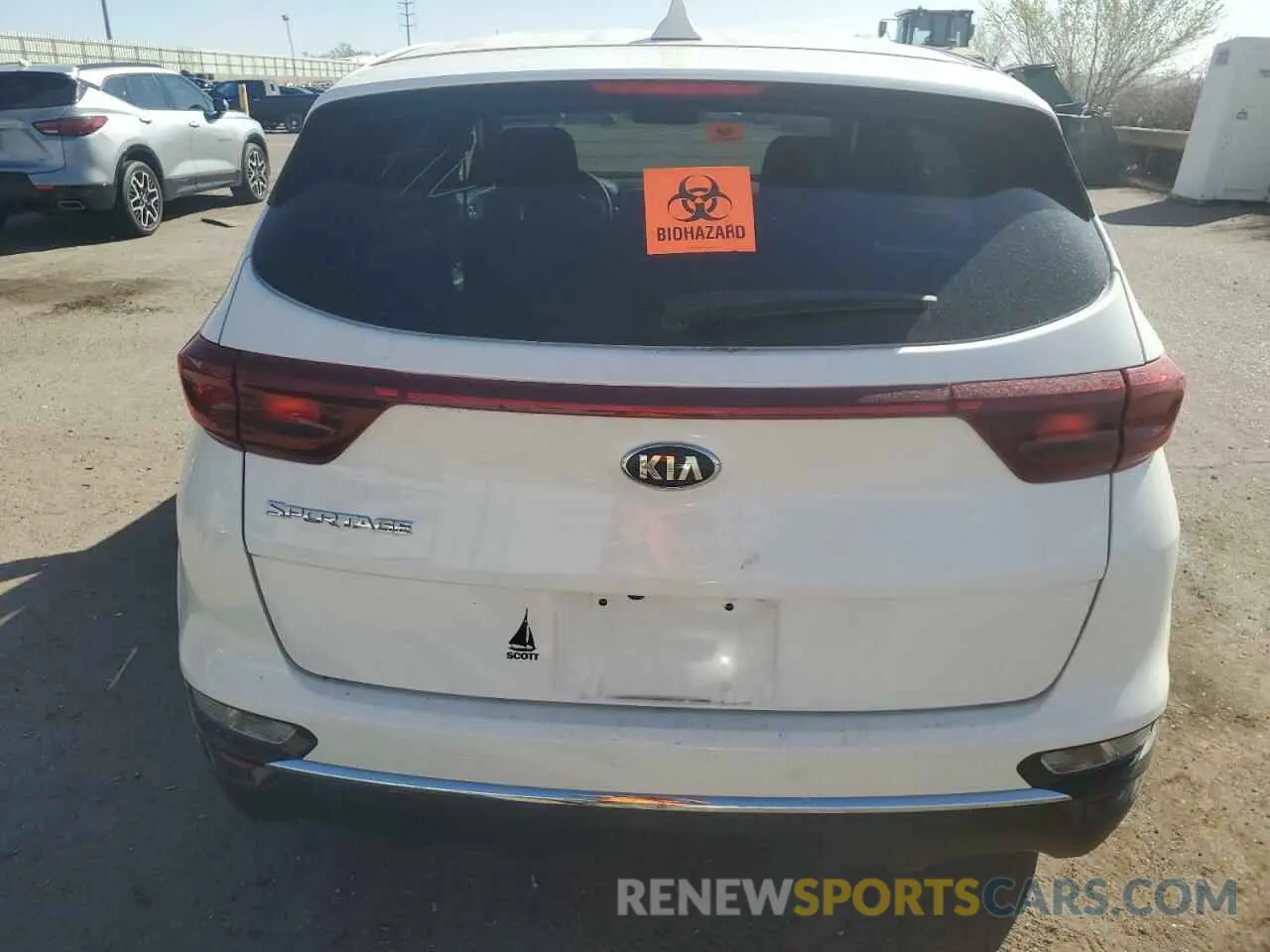6 Photograph of a damaged car KNDPM3AC3N7017175 KIA SPORTAGE 2022