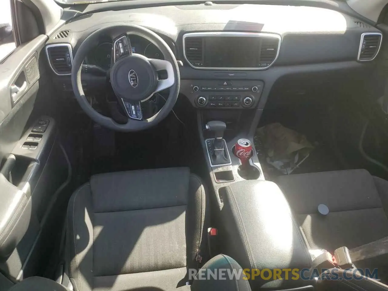 8 Photograph of a damaged car KNDPM3AC3N7017175 KIA SPORTAGE 2022