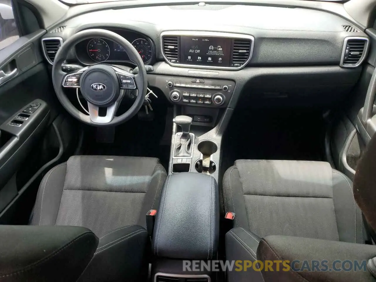 8 Photograph of a damaged car KNDPM3AC3N7978522 KIA SPORTAGE 2022