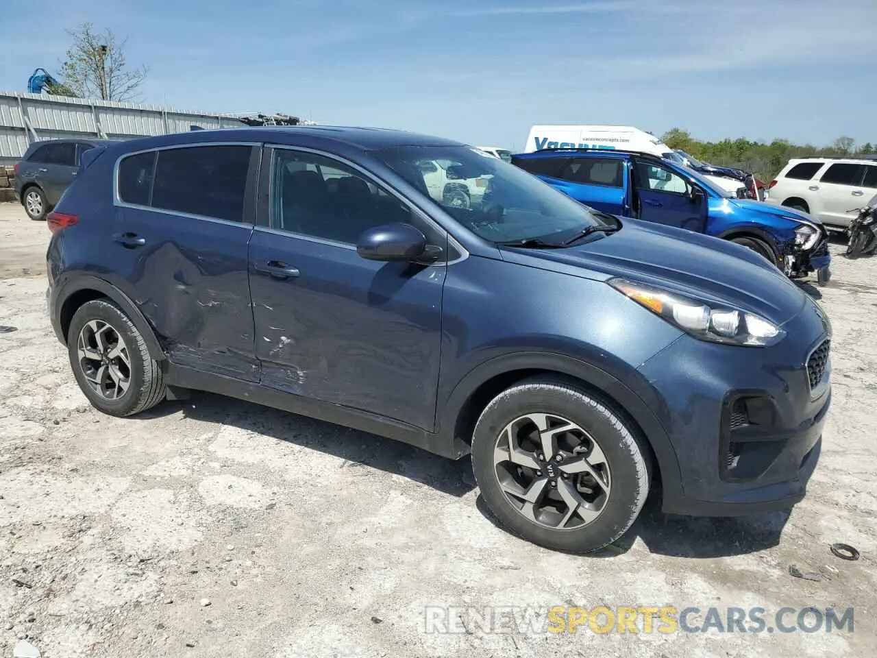 4 Photograph of a damaged car KNDPM3AC4N7027732 KIA SPORTAGE 2022