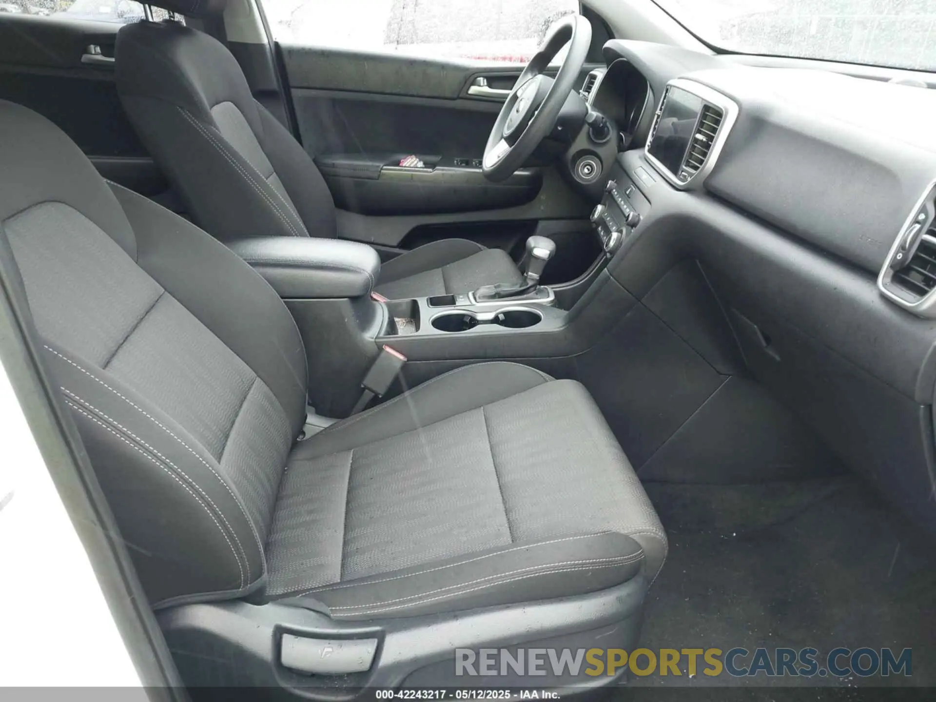 5 Photograph of a damaged car KNDPM3AC4N7981610 KIA SPORTAGE 2022