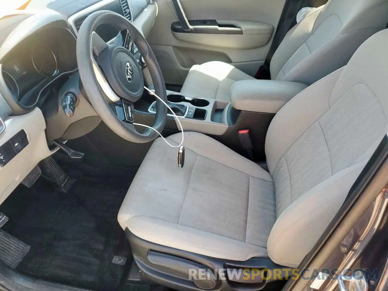 7 Photograph of a damaged car KNDPM3AC4N7997743 KIA SPORTAGE 2022