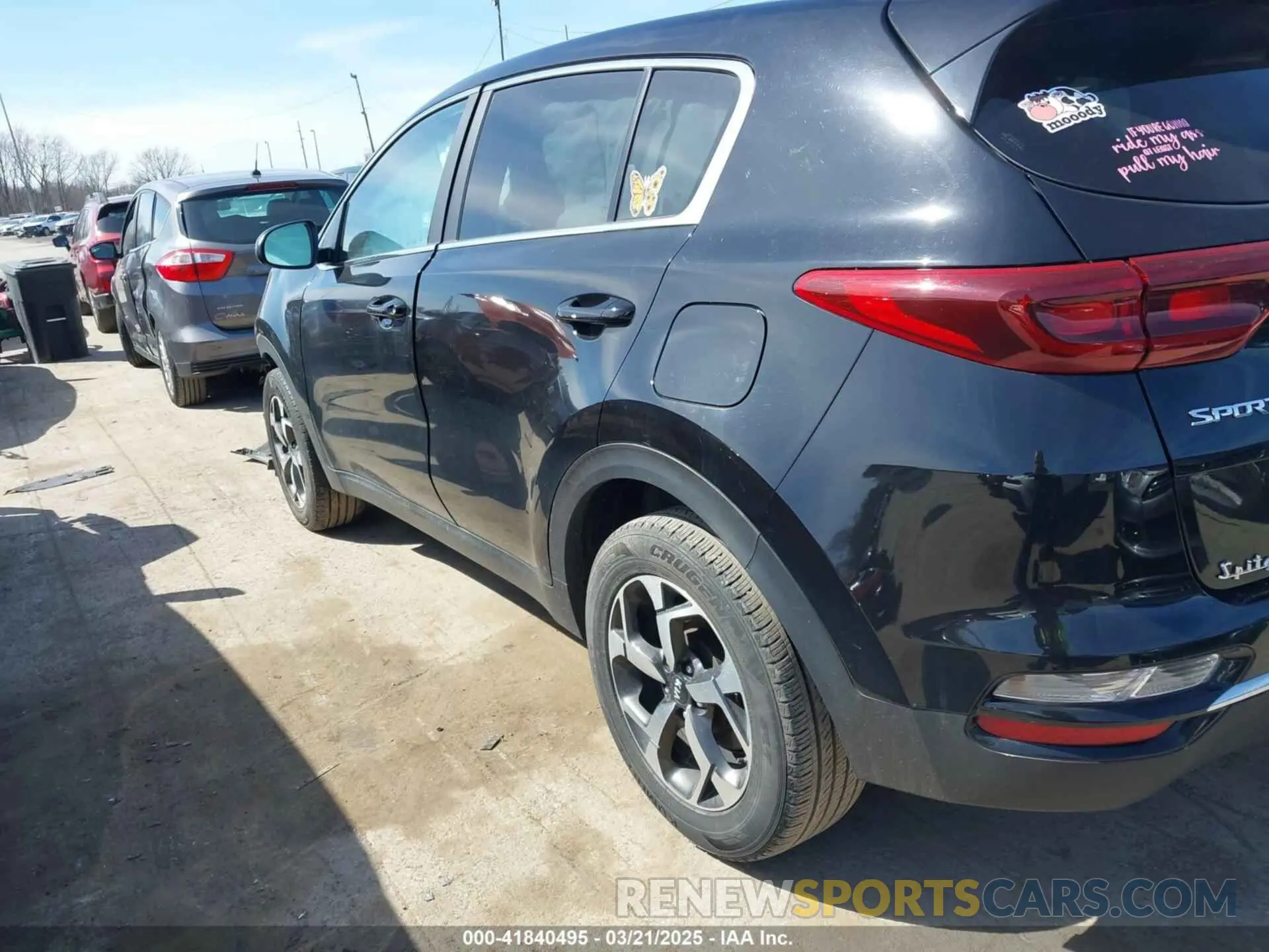 14 Photograph of a damaged car KNDPM3AC5N7003956 KIA SPORTAGE 2022