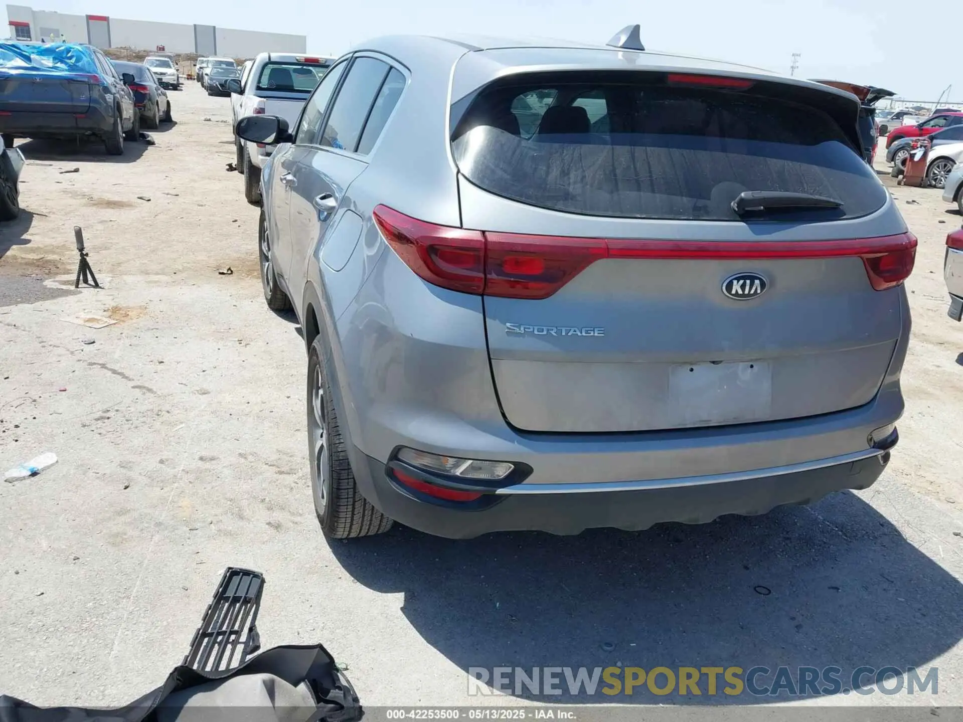 3 Photograph of a damaged car KNDPM3AC5N7018585 KIA SPORTAGE 2022