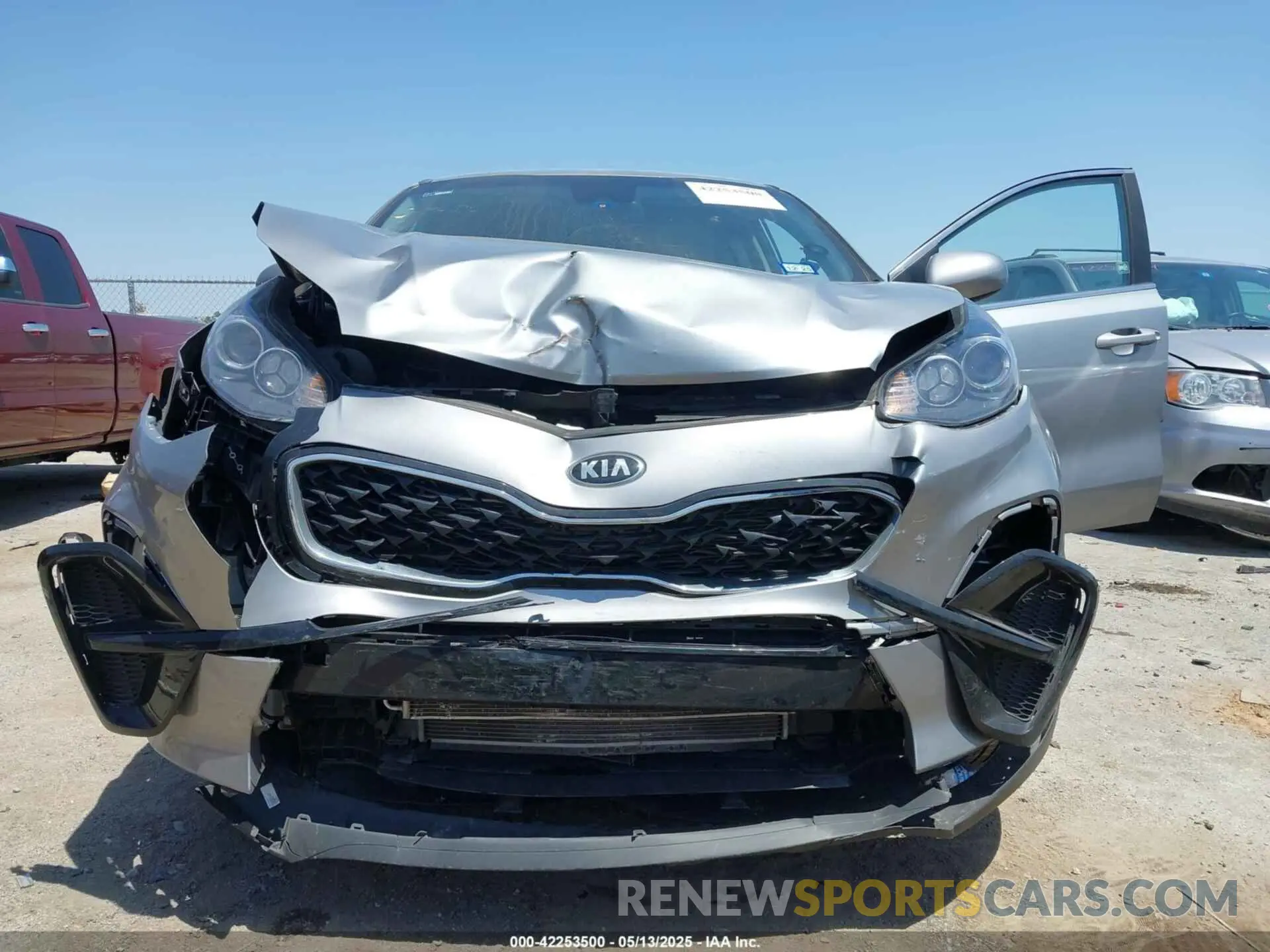 6 Photograph of a damaged car KNDPM3AC5N7018585 KIA SPORTAGE 2022