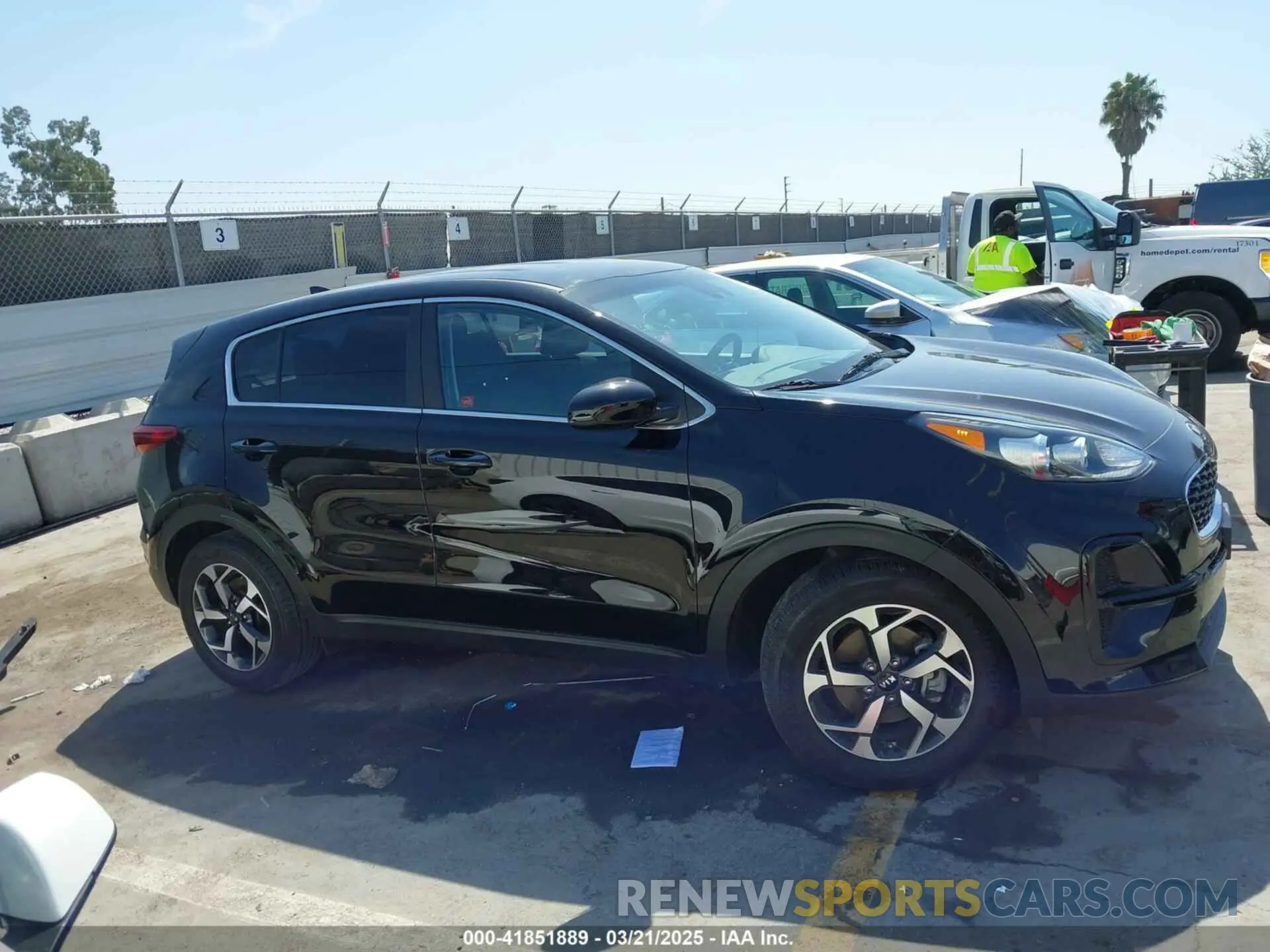 13 Photograph of a damaged car KNDPM3AC6N7000533 KIA SPORTAGE 2022