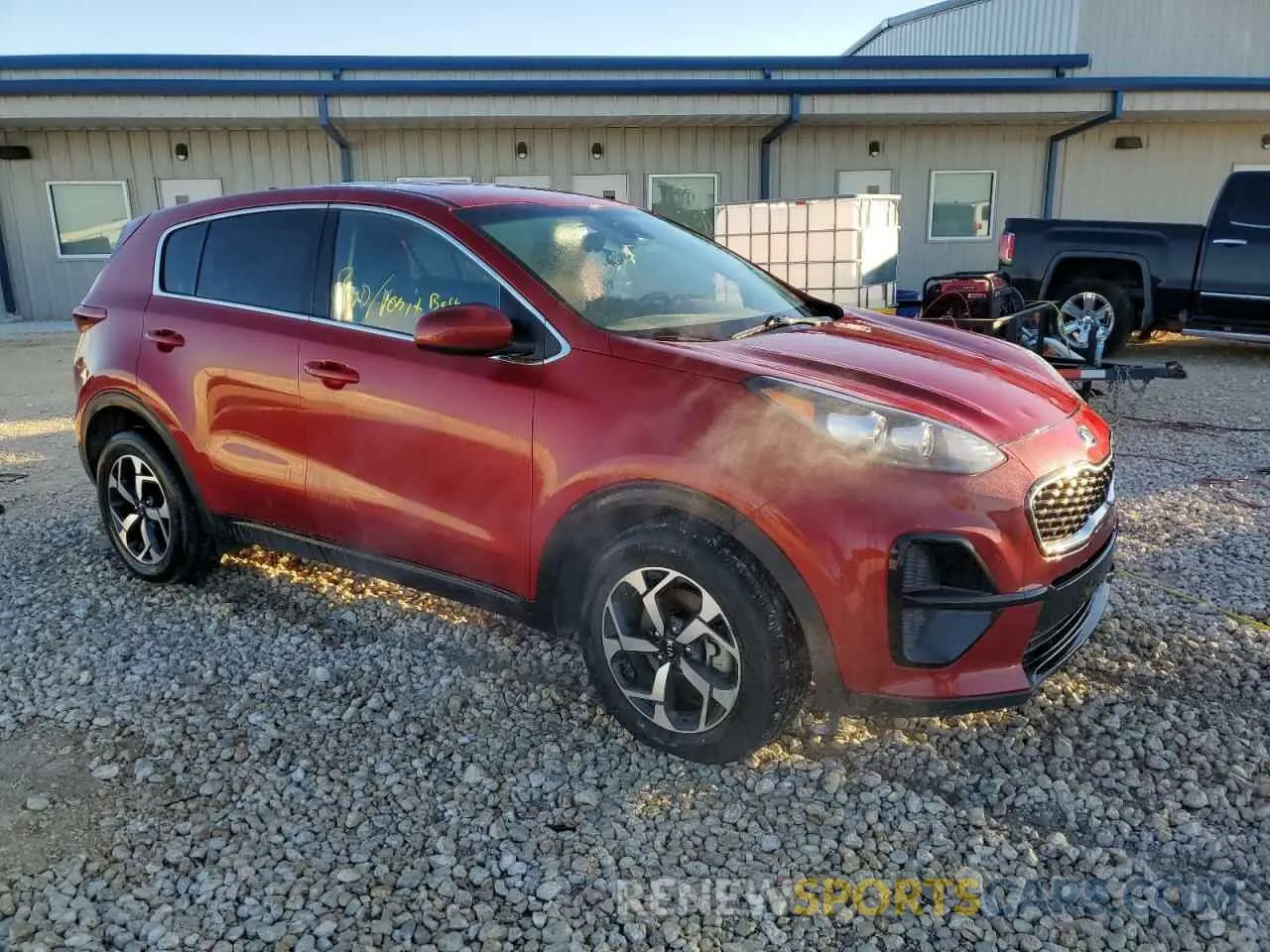 4 Photograph of a damaged car KNDPM3AC6N7003514 KIA SPORTAGE 2022