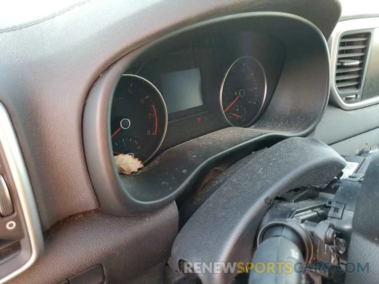 9 Photograph of a damaged car KNDPM3AC6N7003514 KIA SPORTAGE 2022