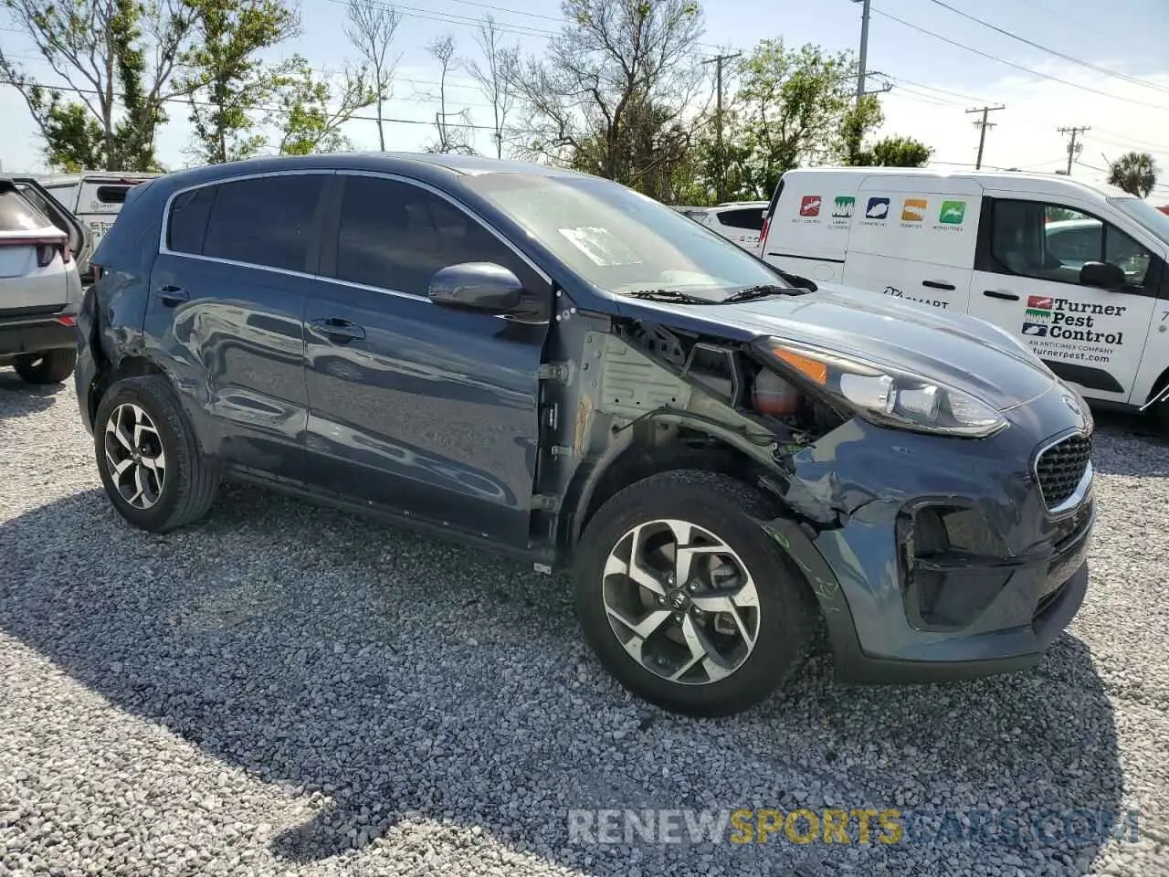 4 Photograph of a damaged car KNDPM3AC6N7016120 KIA SPORTAGE 2022
