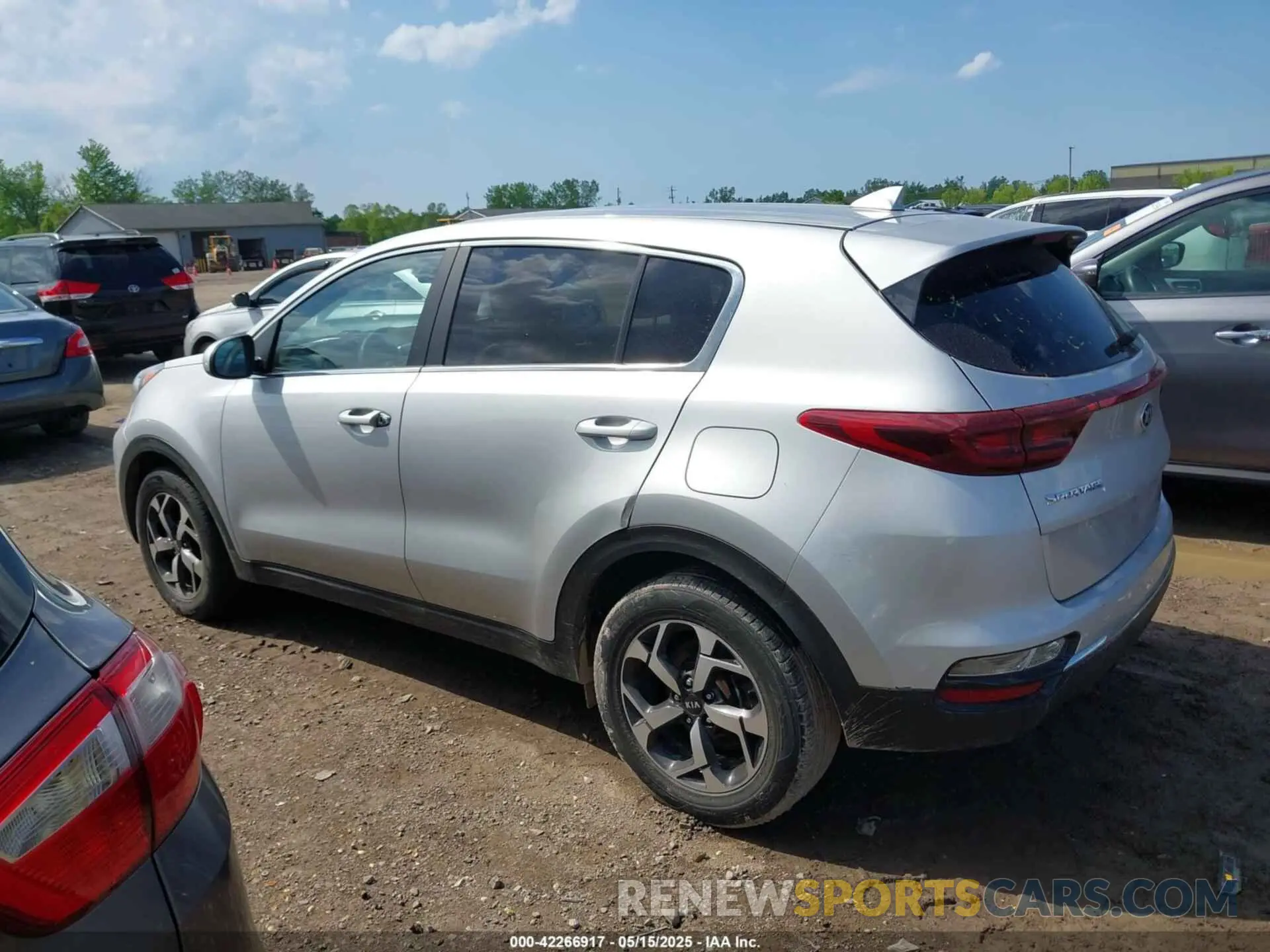 14 Photograph of a damaged car KNDPM3AC6N7953713 KIA SPORTAGE 2022
