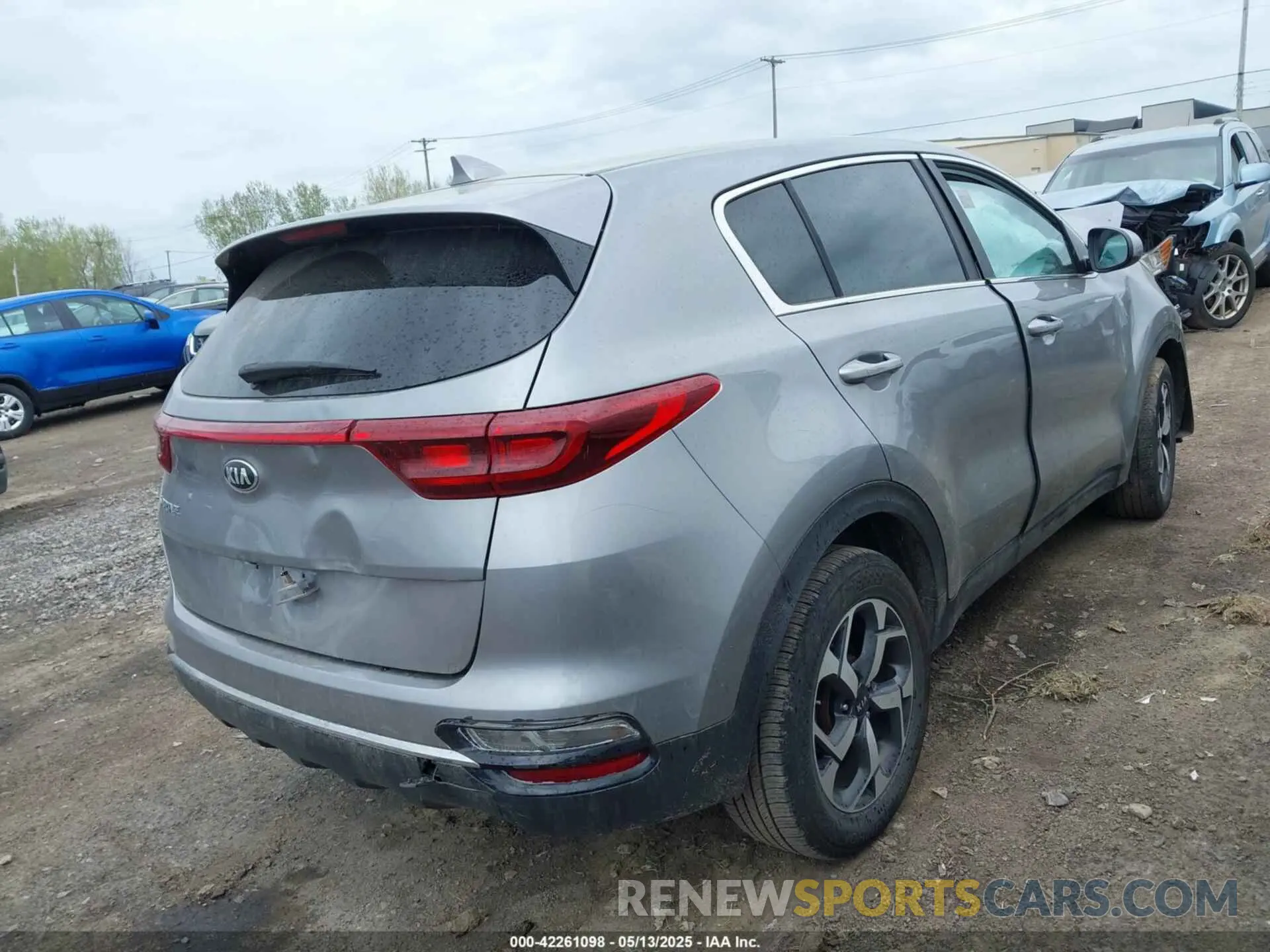 4 Photograph of a damaged car KNDPM3AC7N7007281 KIA SPORTAGE 2022