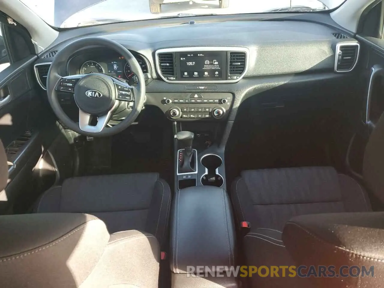 8 Photograph of a damaged car KNDPM3AC7N7024744 KIA SPORTAGE 2022