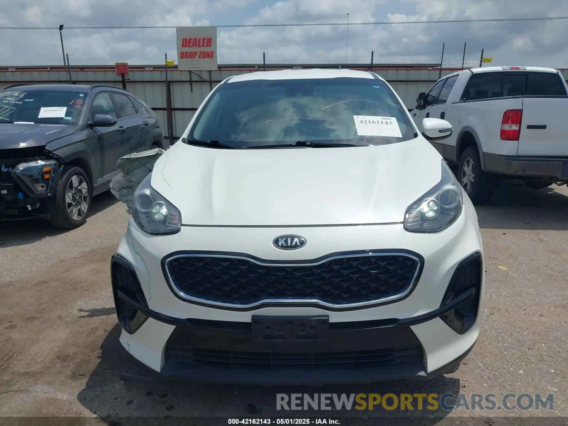 12 Photograph of a damaged car KNDPM3AC7N7956720 KIA SPORTAGE 2022