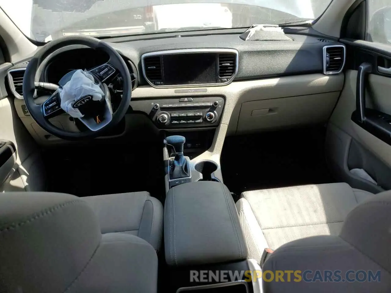 8 Photograph of a damaged car KNDPM3AC7N7967104 KIA SPORTAGE 2022