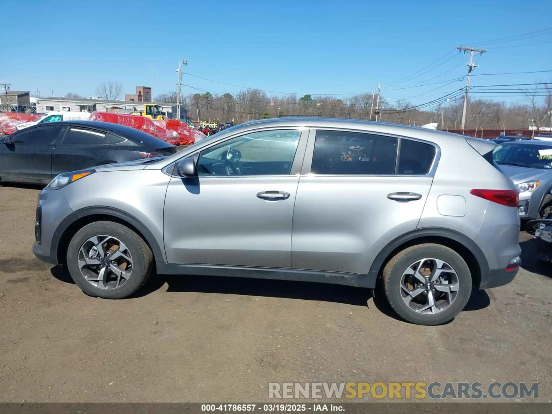 14 Photograph of a damaged car KNDPM3AC7N7980550 KIA SPORTAGE 2022