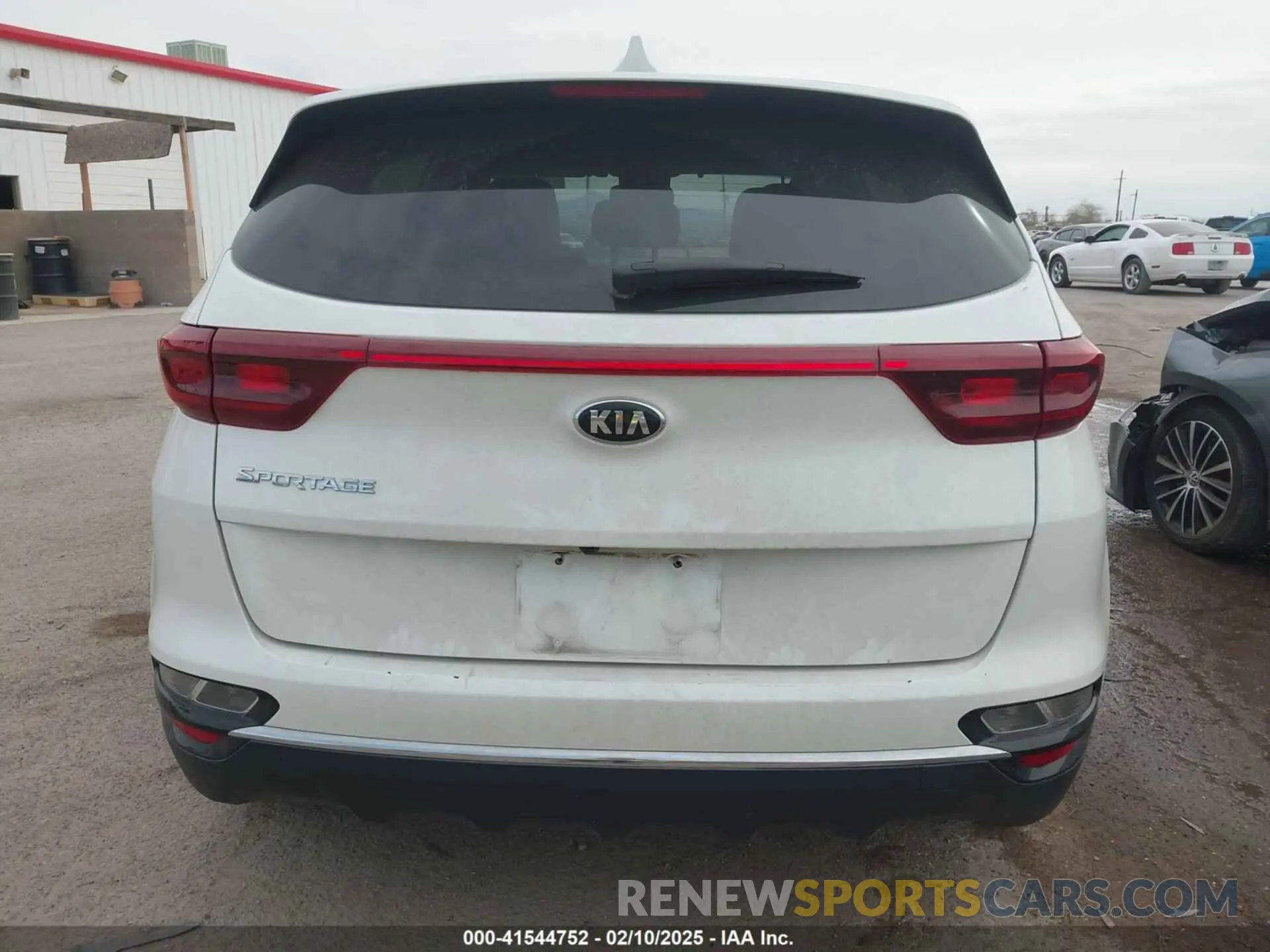 16 Photograph of a damaged car KNDPM3AC8N7000596 KIA SPORTAGE 2022