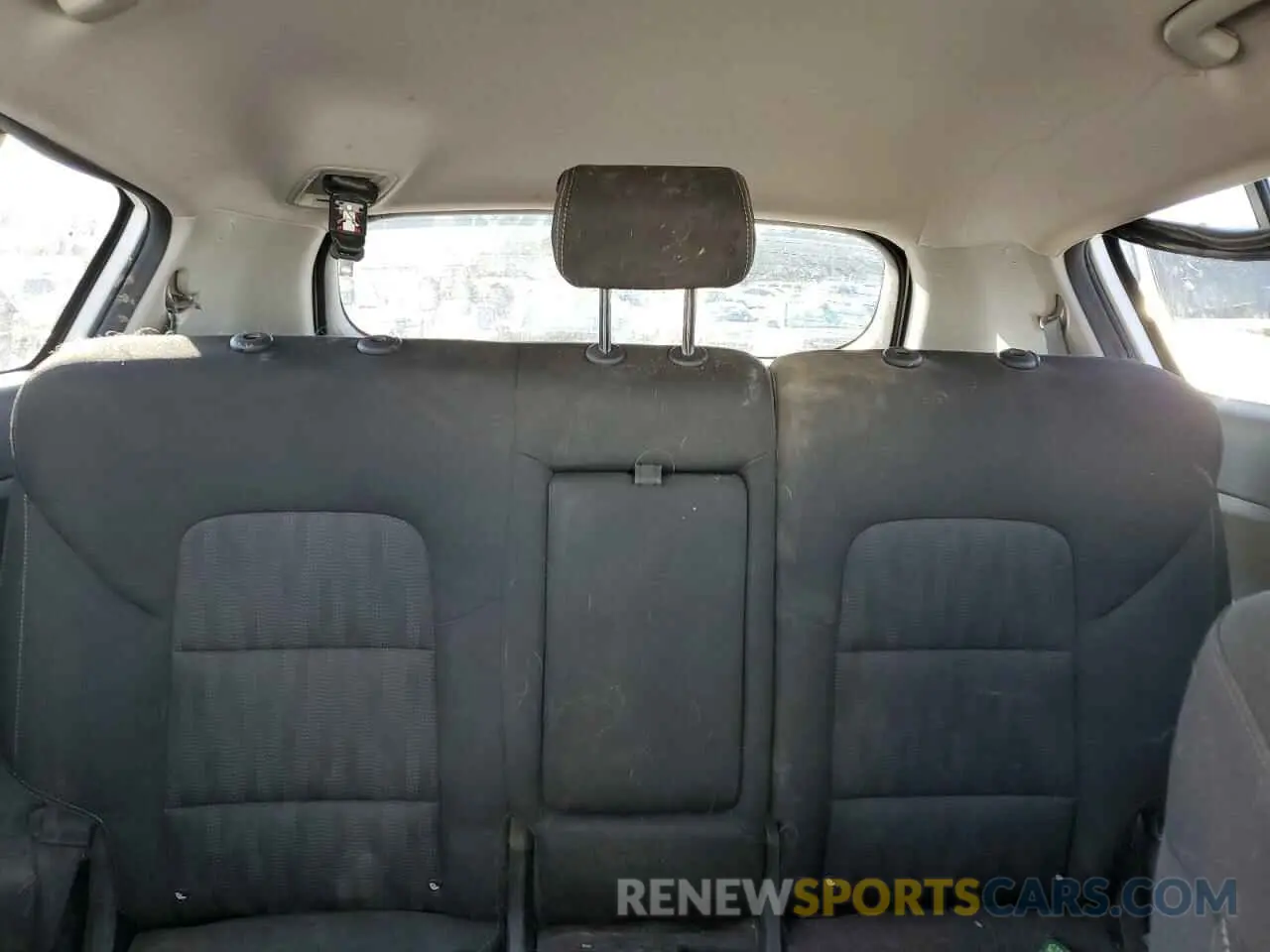 10 Photograph of a damaged car KNDPM3AC8N7022615 KIA SPORTAGE 2022