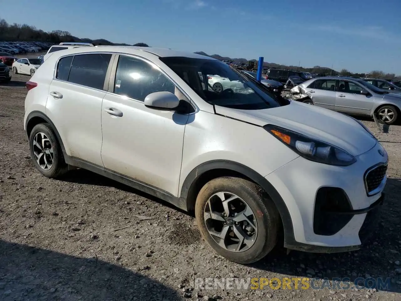 4 Photograph of a damaged car KNDPM3AC8N7022615 KIA SPORTAGE 2022