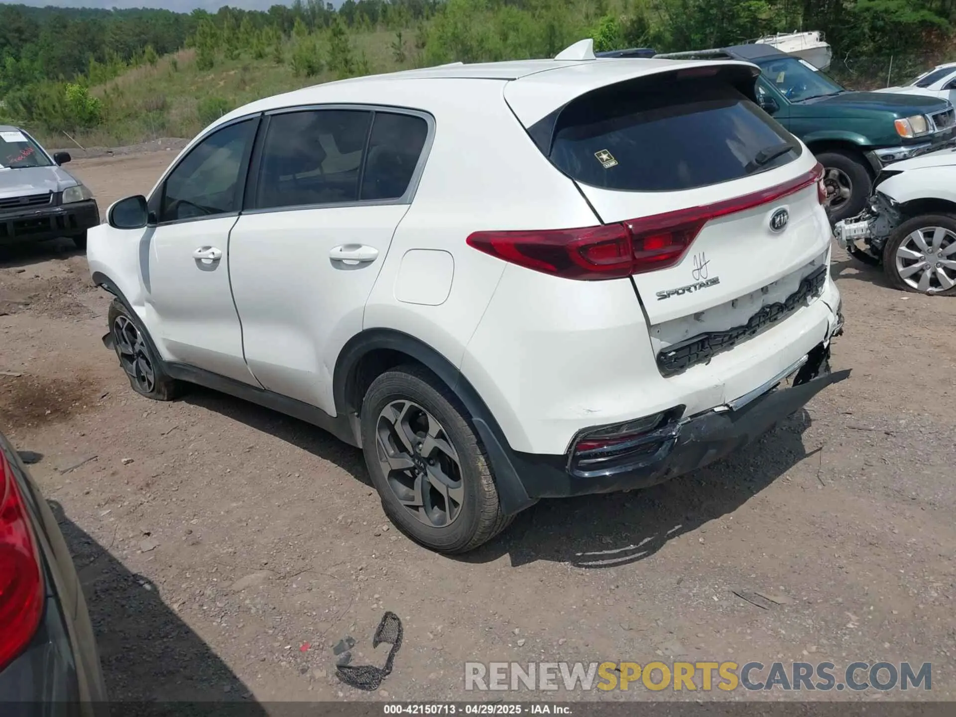 3 Photograph of a damaged car KNDPM3AC8N7995123 KIA SPORTAGE 2022