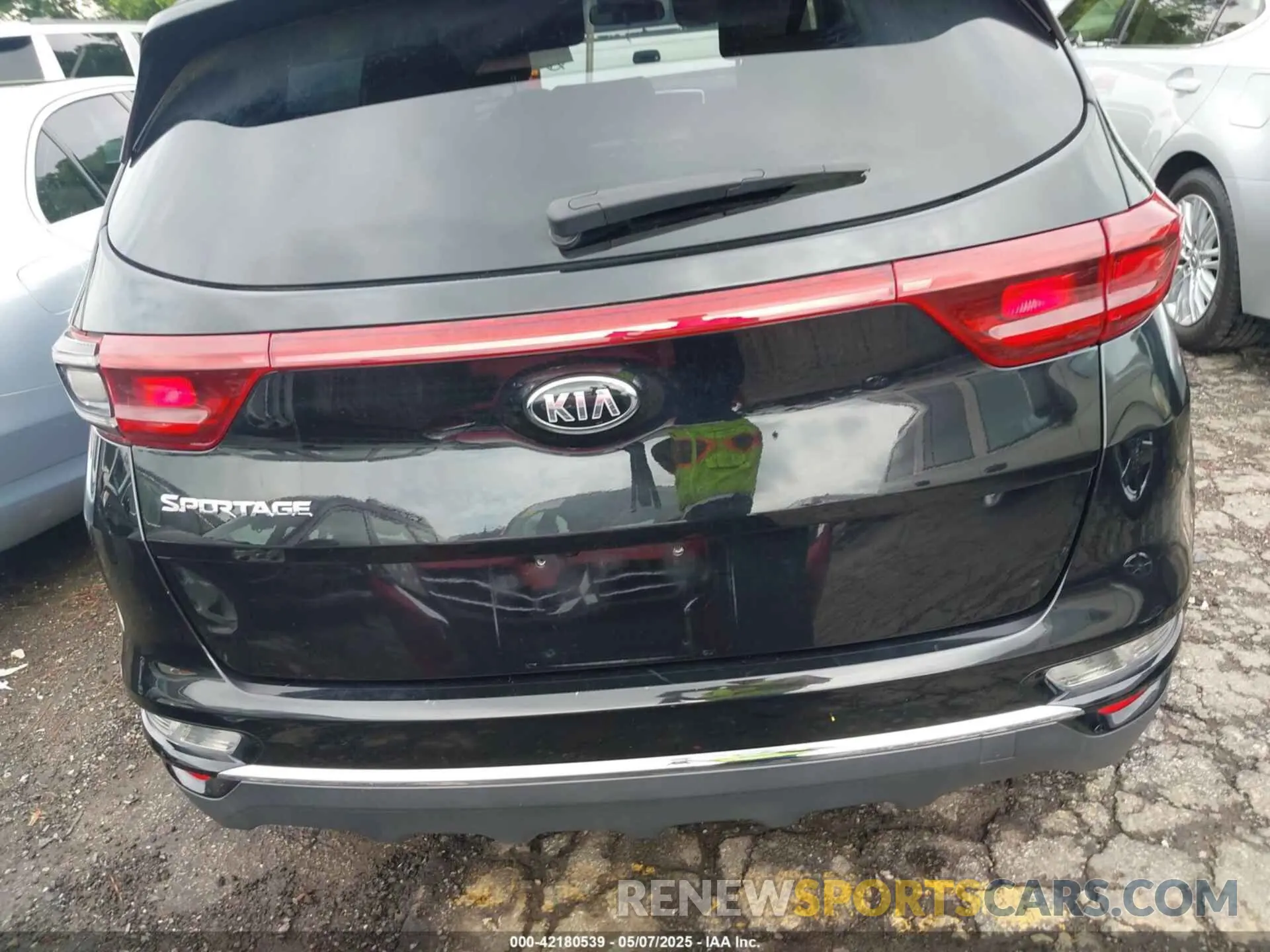 16 Photograph of a damaged car KNDPM3AC9N7967556 KIA SPORTAGE 2022