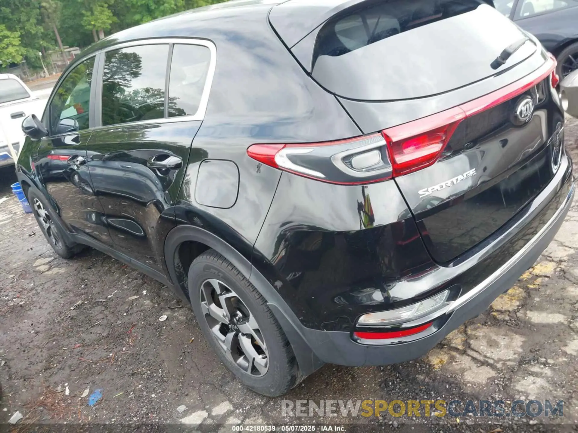 3 Photograph of a damaged car KNDPM3AC9N7967556 KIA SPORTAGE 2022