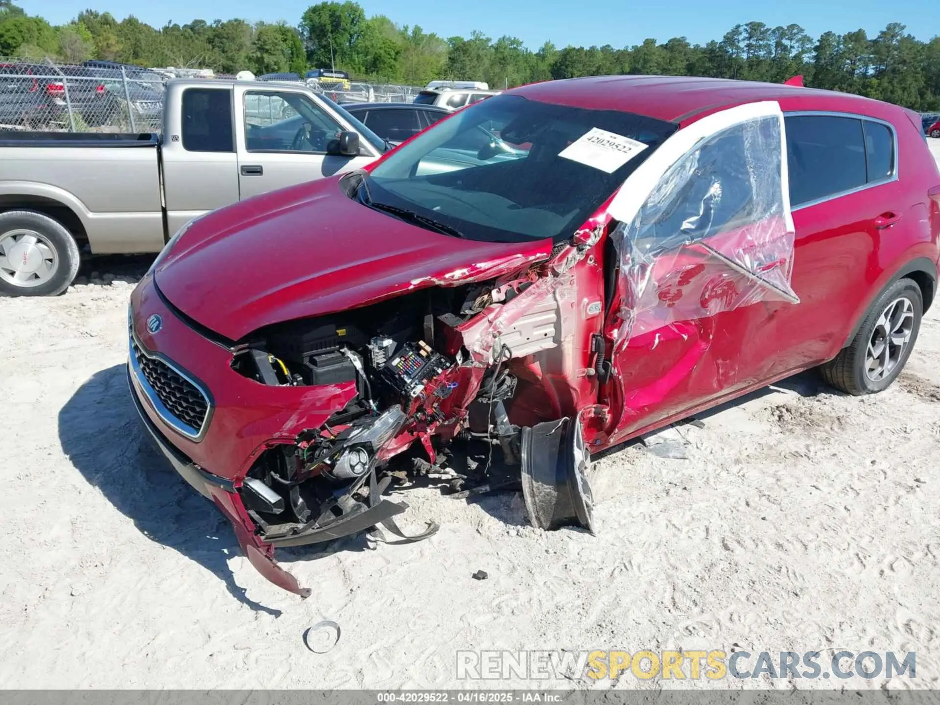 6 Photograph of a damaged car KNDPM3AC9N7977455 KIA SPORTAGE 2022