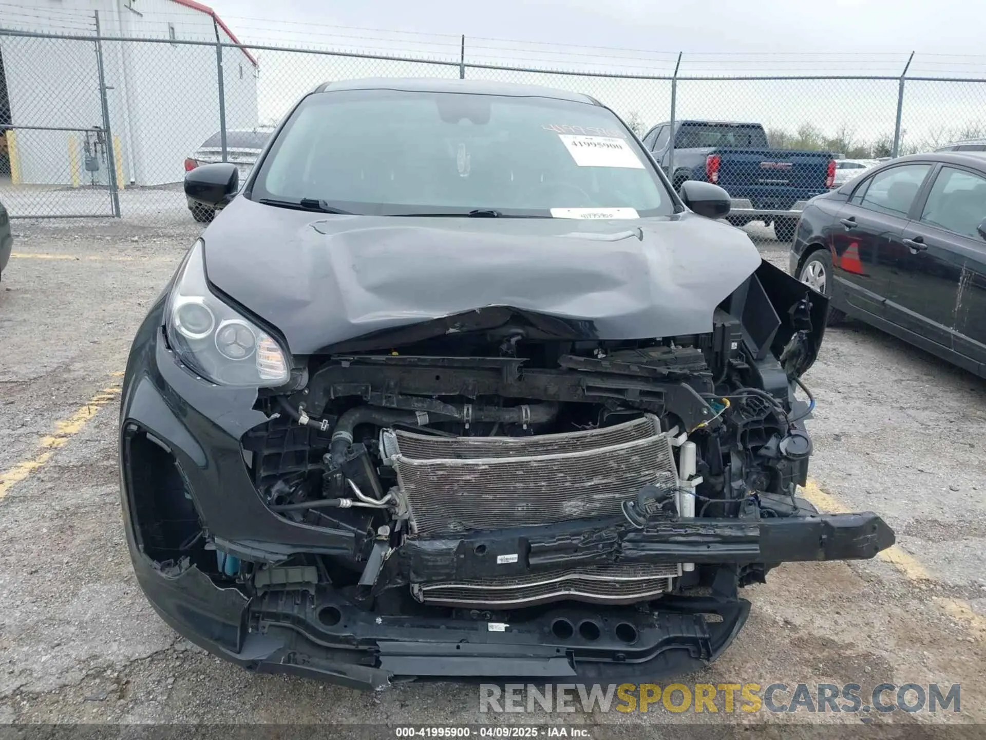 13 Photograph of a damaged car KNDPM3ACXN7001572 KIA SPORTAGE 2022