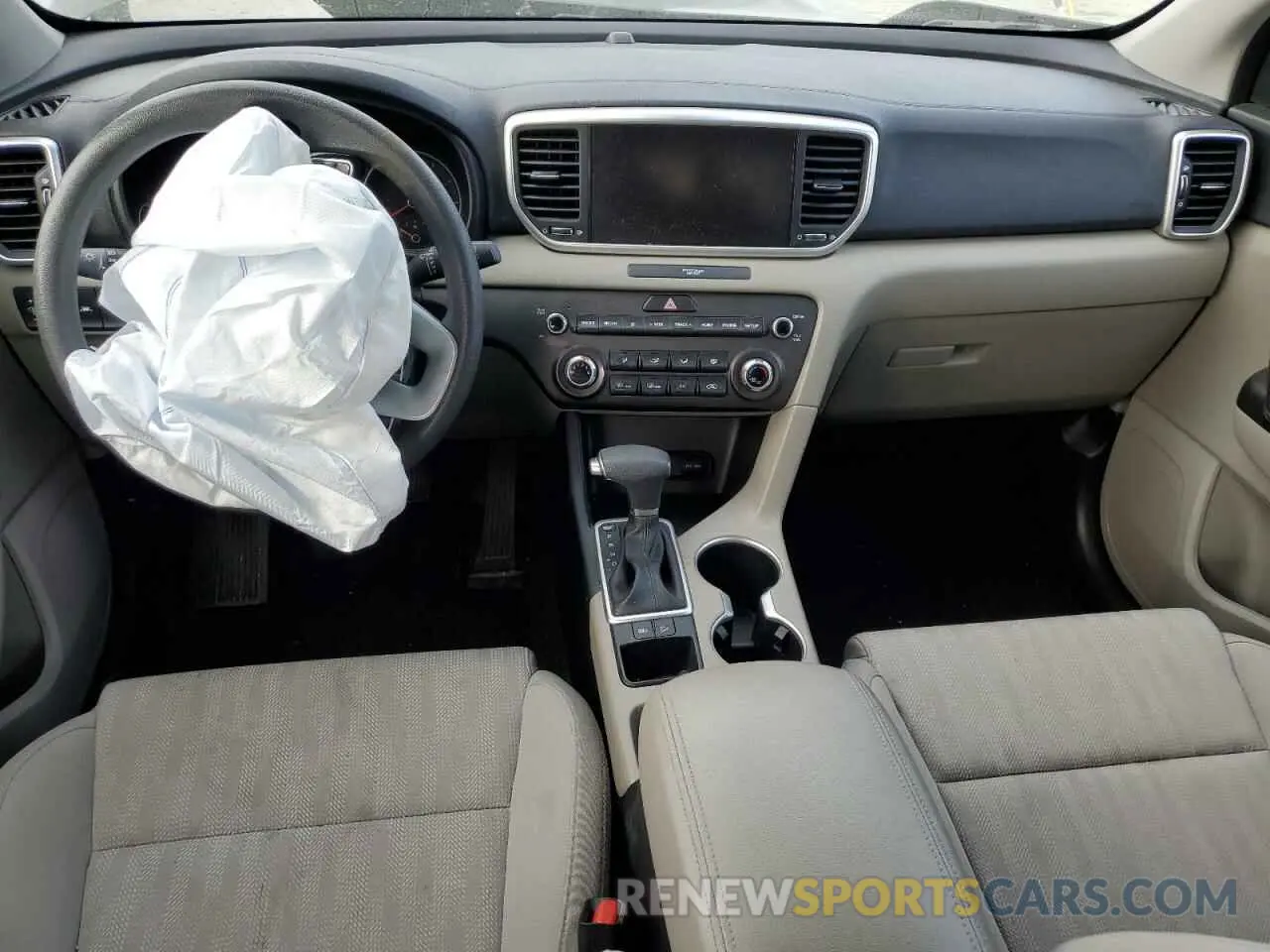 8 Photograph of a damaged car KNDPM3ACXN7025631 KIA SPORTAGE 2022