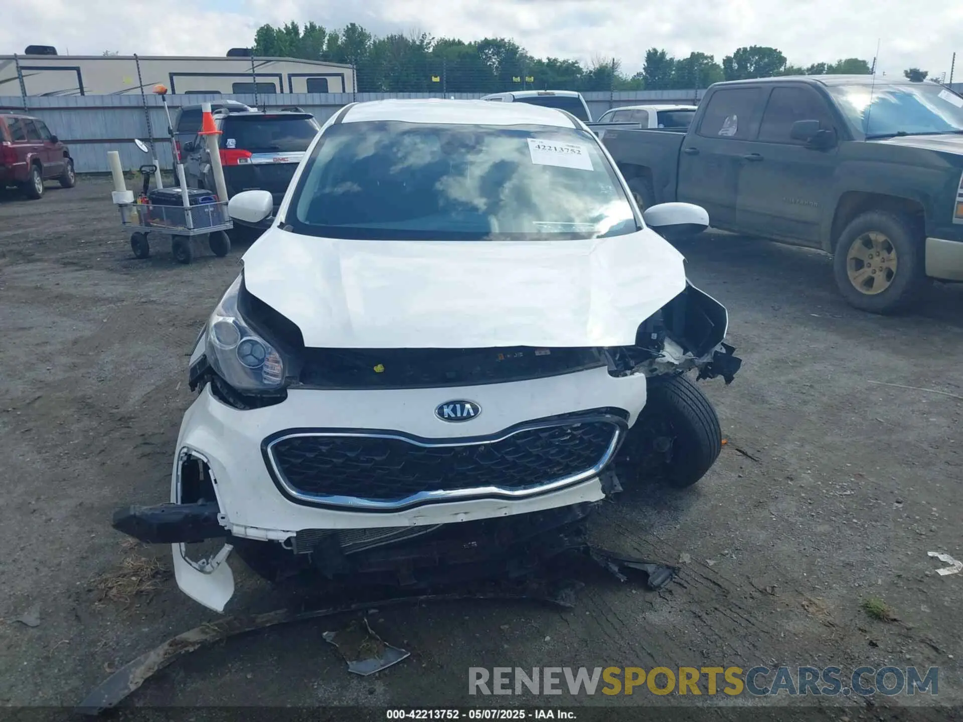 12 Photograph of a damaged car KNDPM3ACXN7960163 KIA SPORTAGE 2022