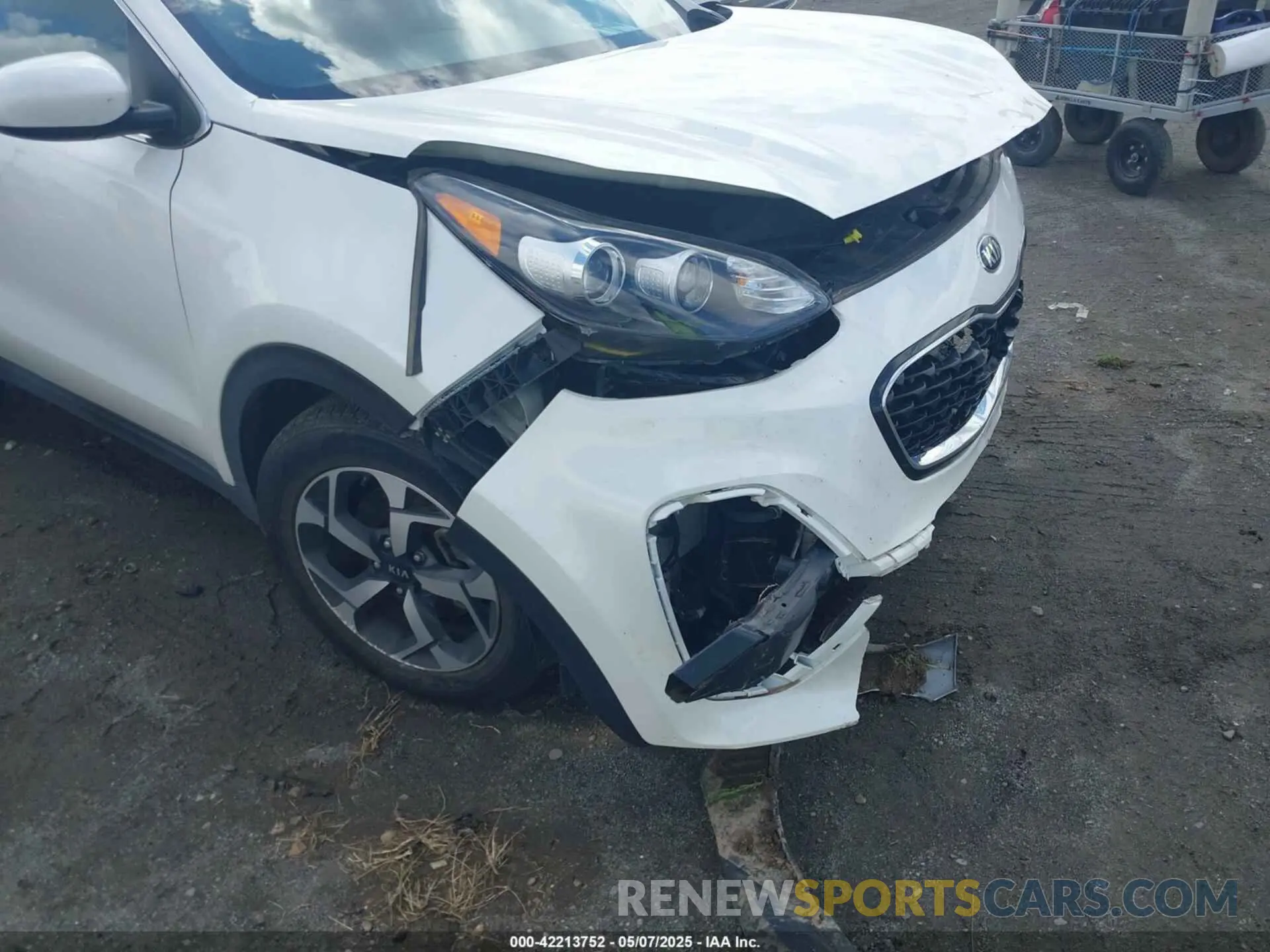 18 Photograph of a damaged car KNDPM3ACXN7960163 KIA SPORTAGE 2022