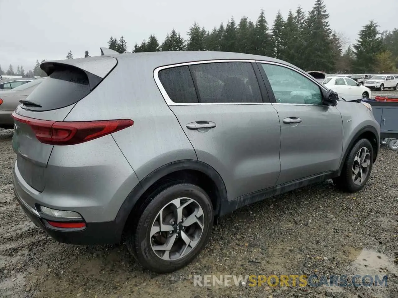 3 Photograph of a damaged car KNDPMCAC0N7016484 KIA SPORTAGE 2022