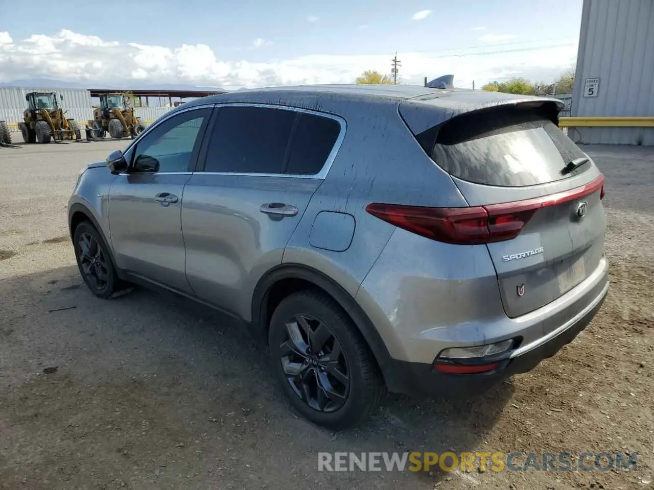 2 Photograph of a damaged car KNDPMCAC0N7988232 KIA SPORTAGE 2022