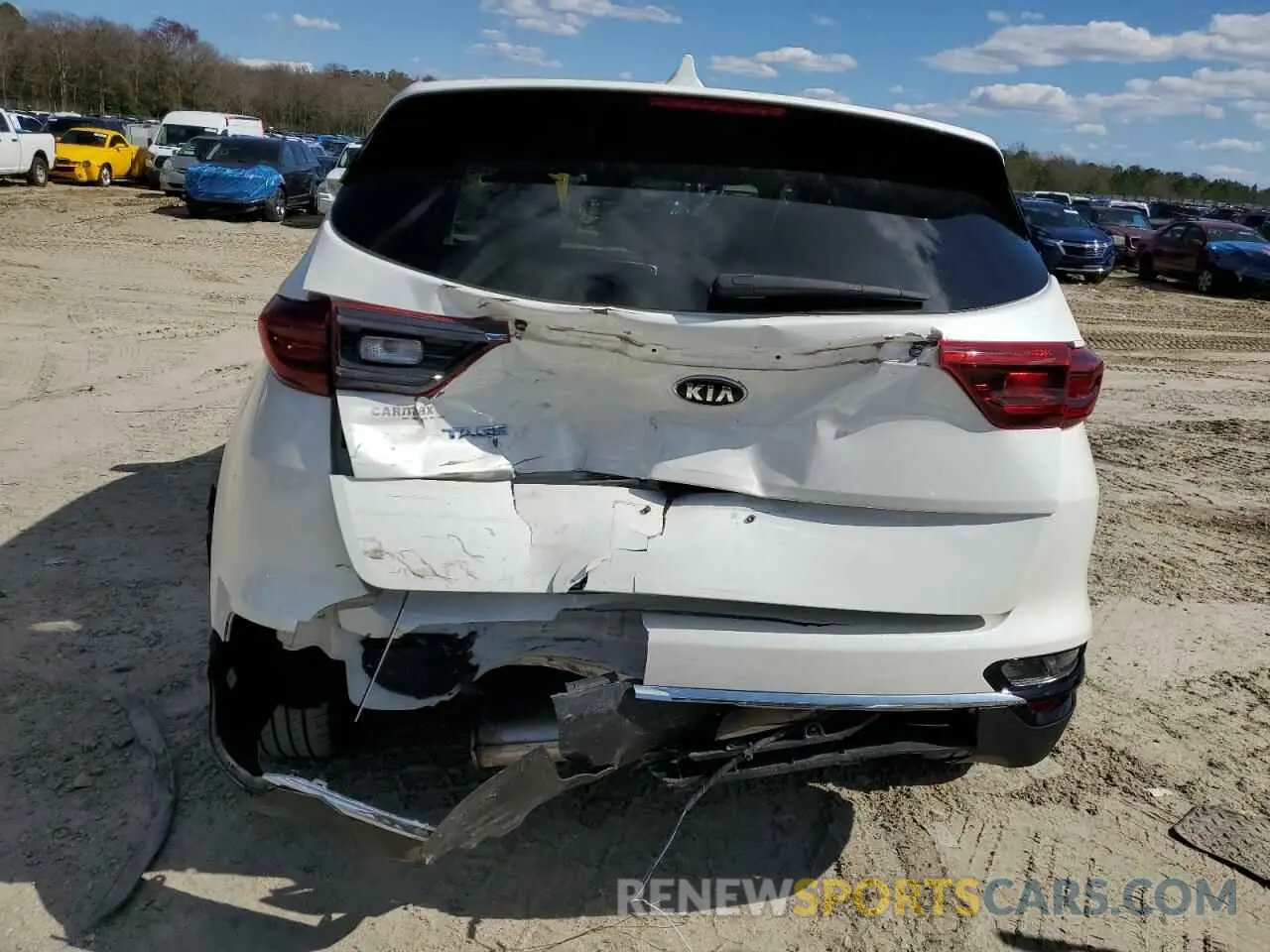 6 Photograph of a damaged car KNDPMCAC1N7022956 KIA SPORTAGE 2022