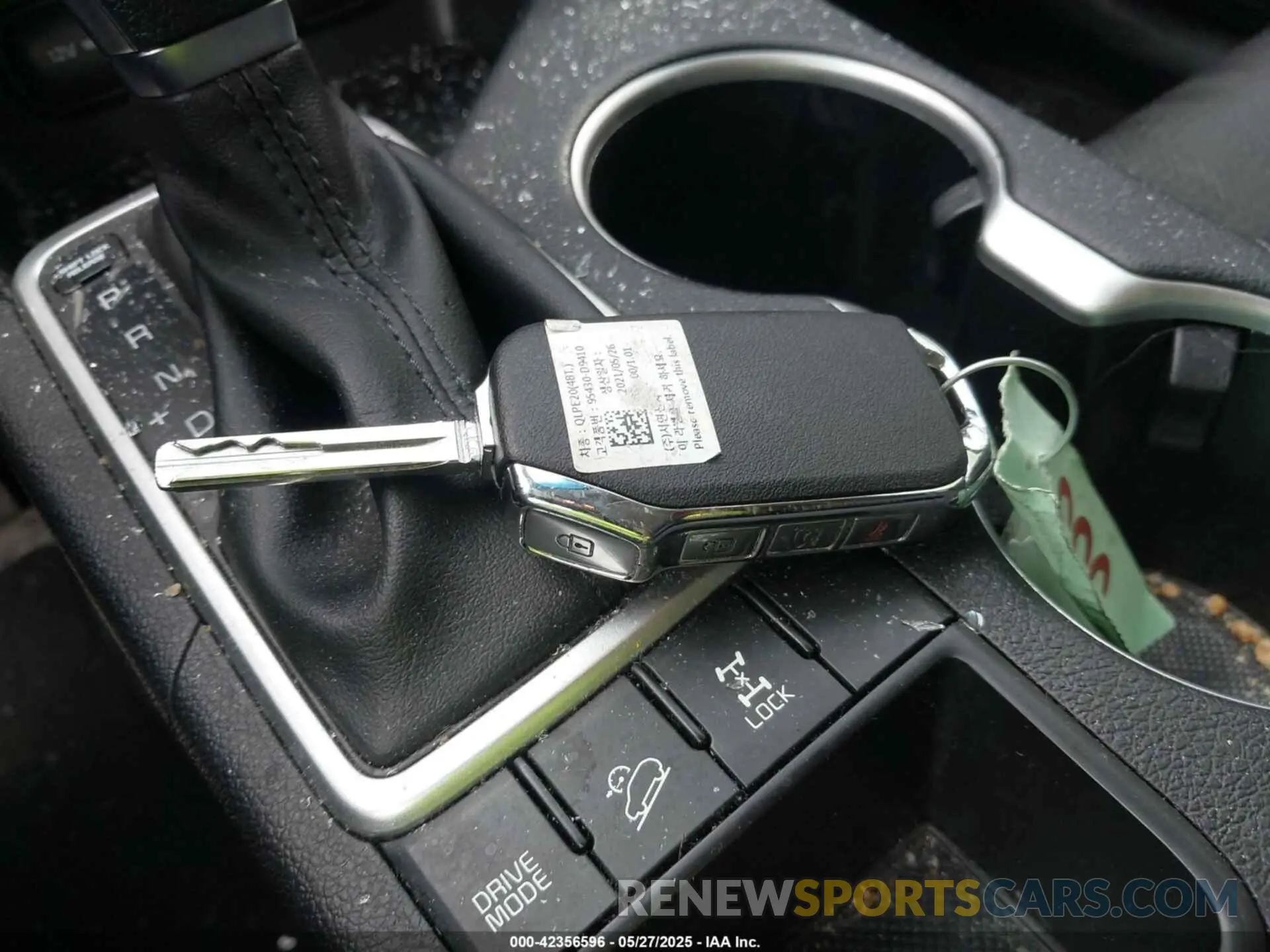 11 Photograph of a damaged car KNDPMCAC1N7992421 KIA SPORTAGE 2022