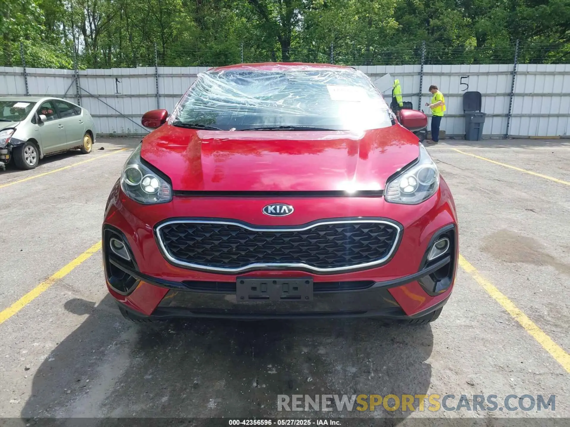 12 Photograph of a damaged car KNDPMCAC1N7992421 KIA SPORTAGE 2022