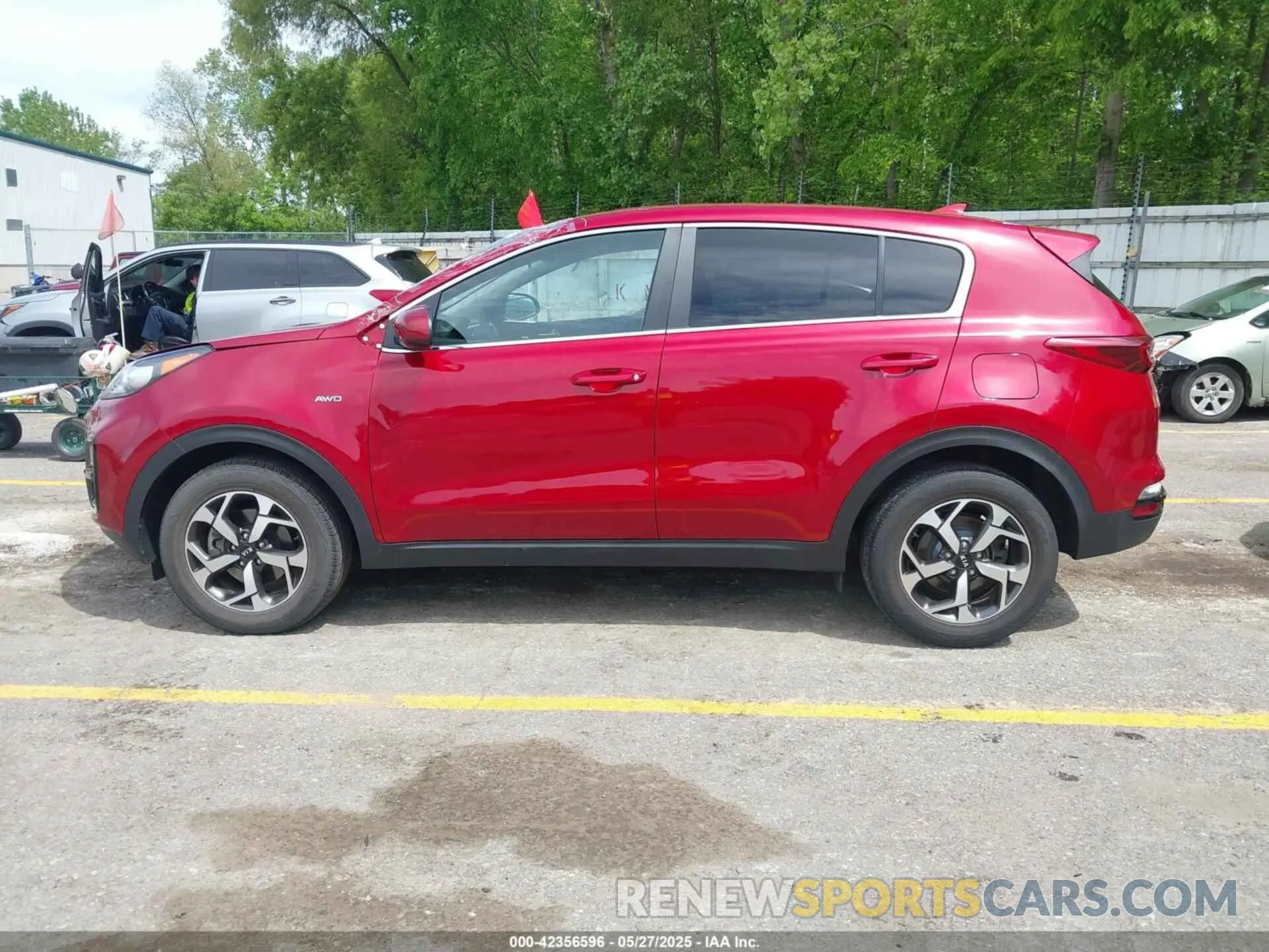 14 Photograph of a damaged car KNDPMCAC1N7992421 KIA SPORTAGE 2022