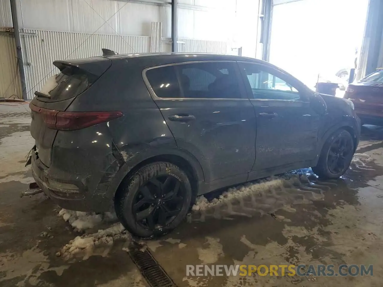 3 Photograph of a damaged car KNDPMCAC2N7965440 KIA SPORTAGE 2022